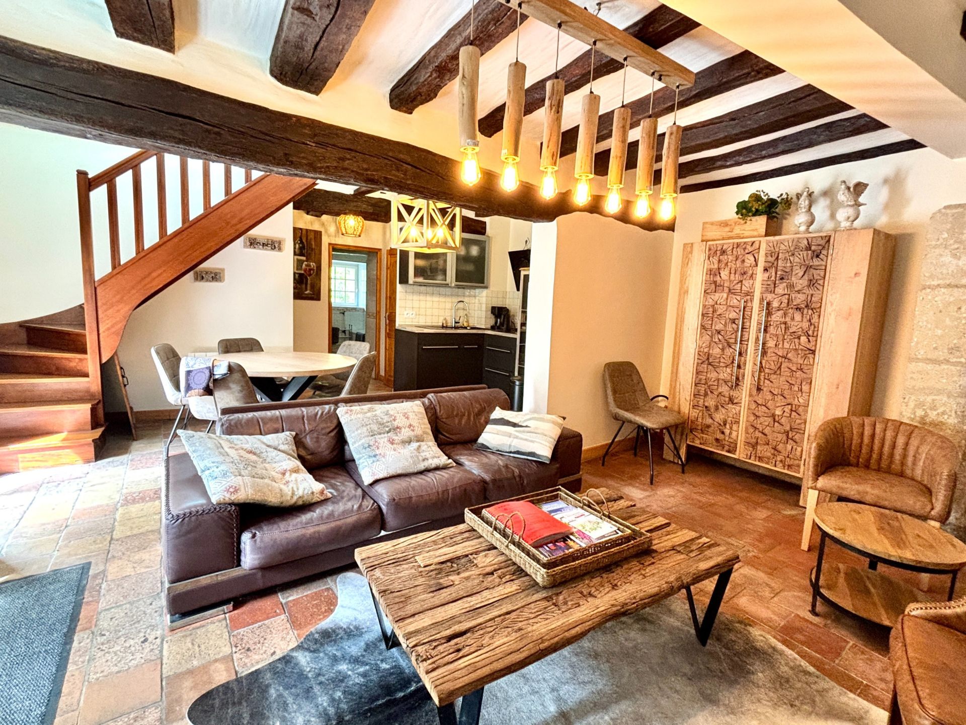 castle 29 Rooms for sale on BOURGUEIL (37140)
