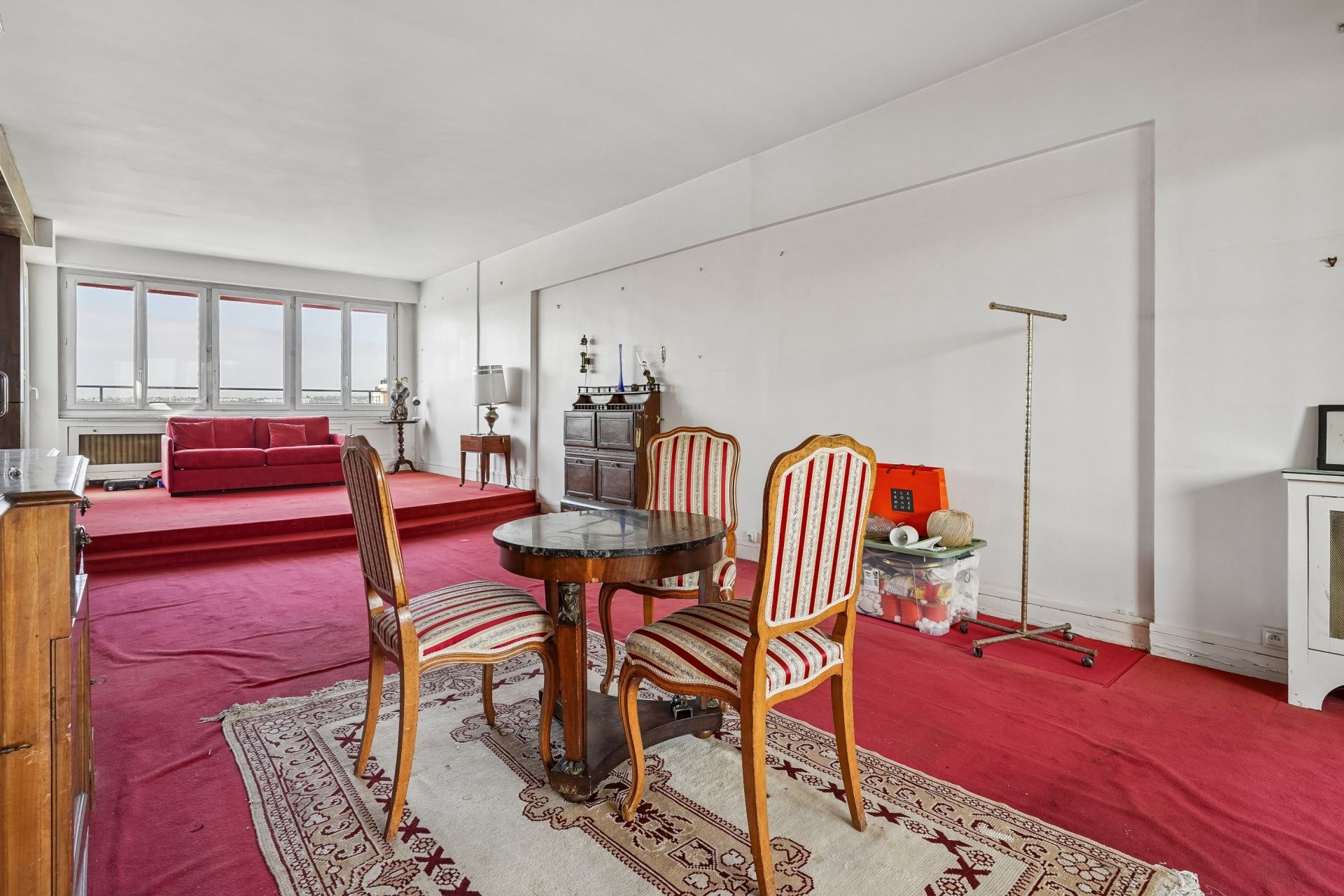 luxury apartment 5 Rooms for sale on NEUILLY SUR SEINE (92200)