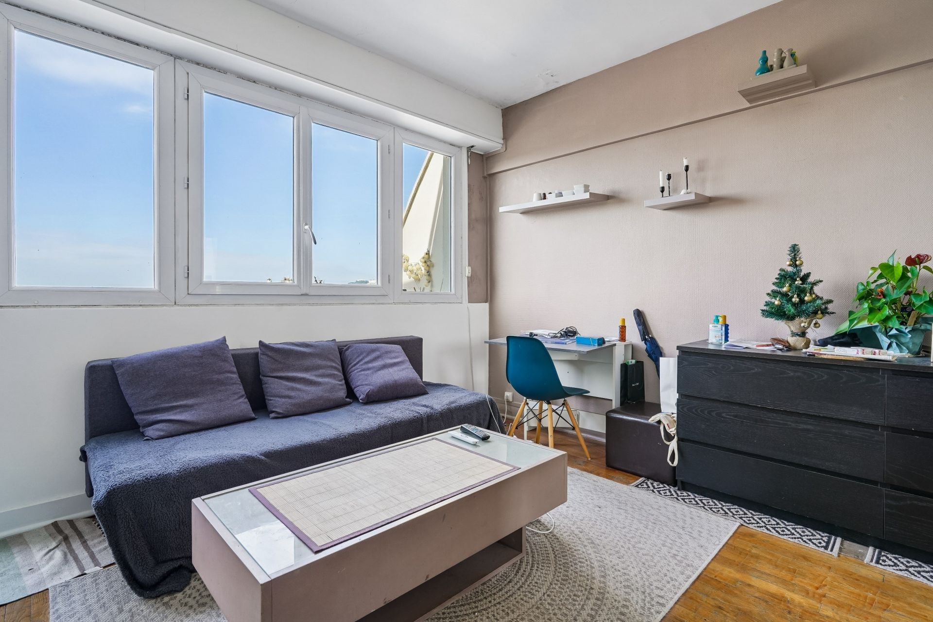 luxury apartment 5 Rooms for sale on NEUILLY SUR SEINE (92200)