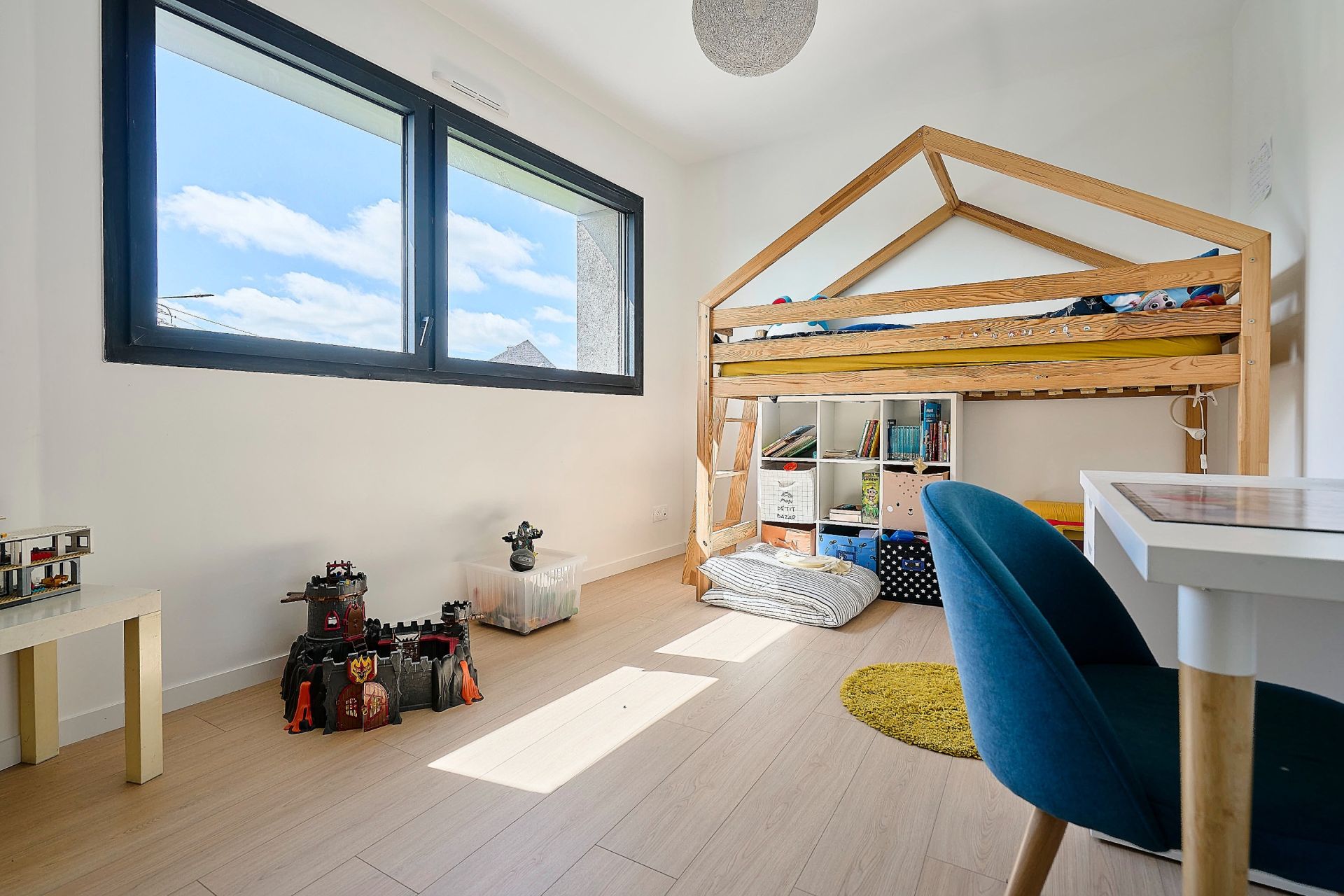 maison de luxe 8 Pièces en vente sur VILLENEUVE D ASCQ (59650)