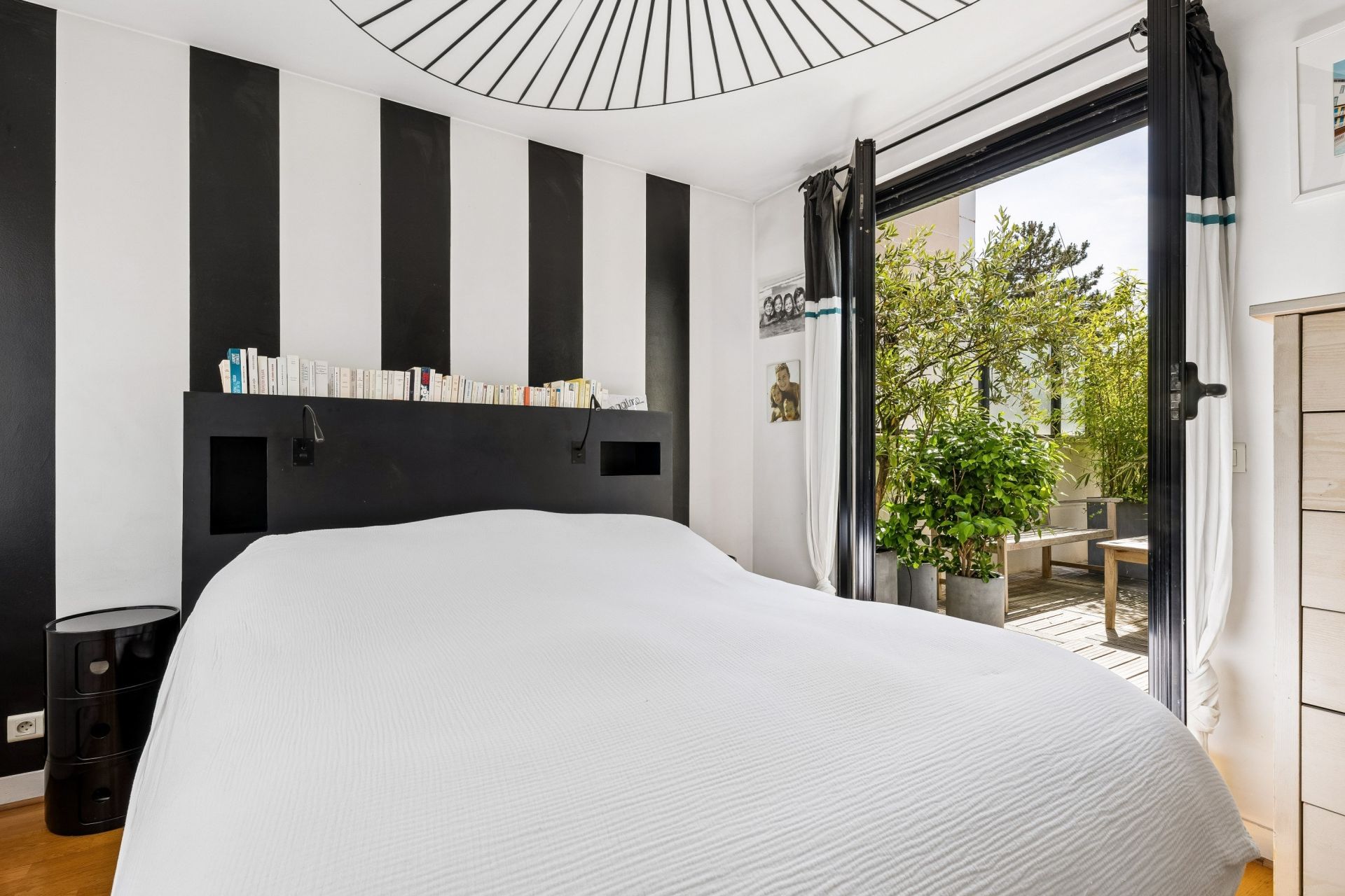 luxury house 7 Rooms for sale on BOULOGNE BILLANCOURT (92100)