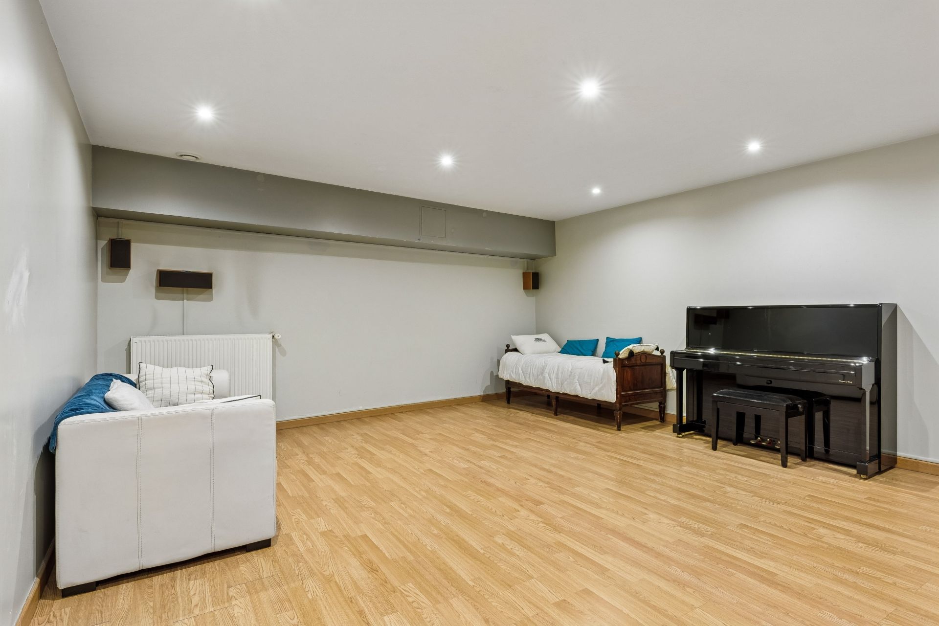 luxury house 7 Rooms for sale on BOULOGNE BILLANCOURT (92100)