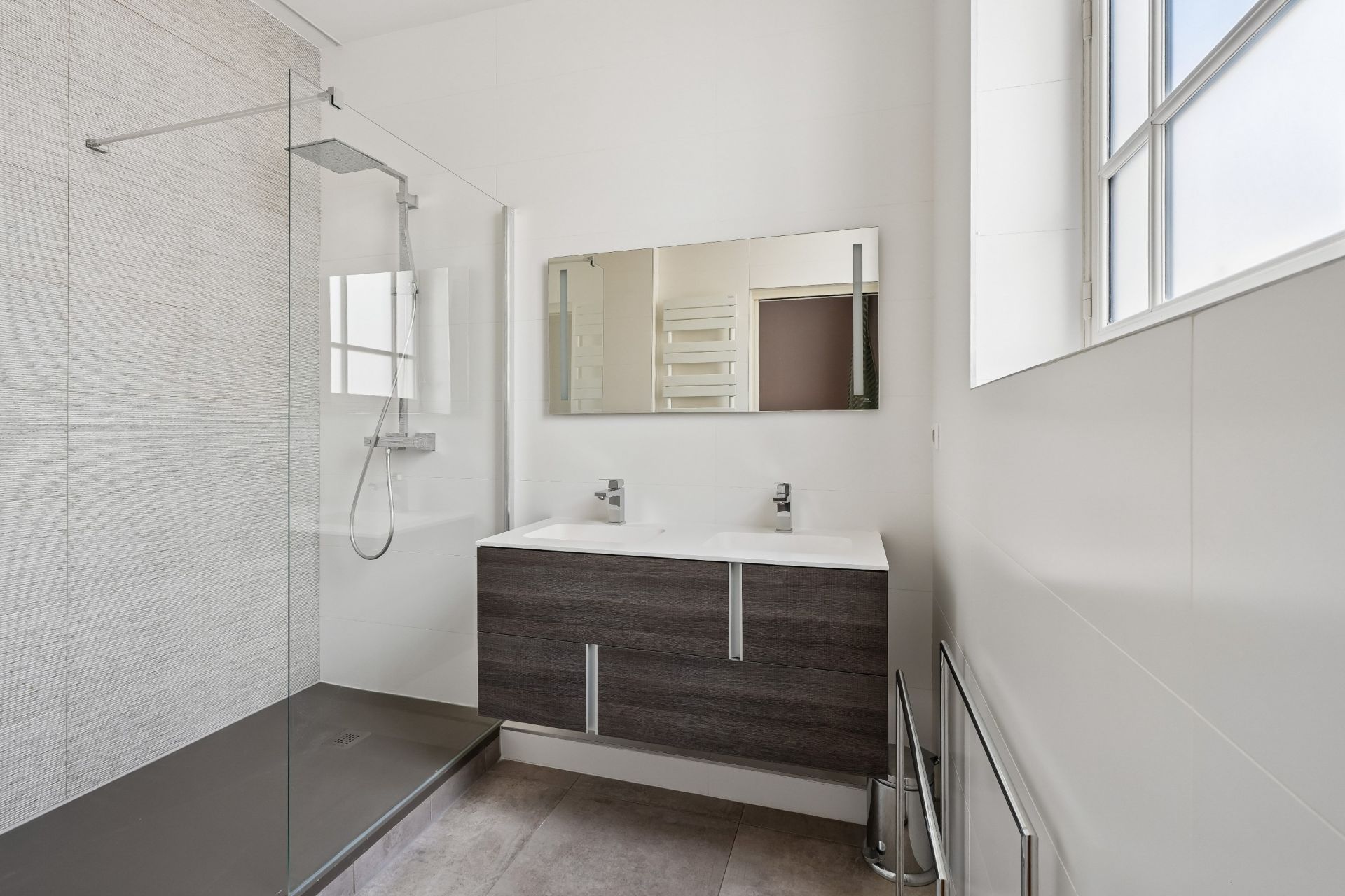 luxury apartment 8 Rooms for rent on NEUILLY SUR SEINE (92200)