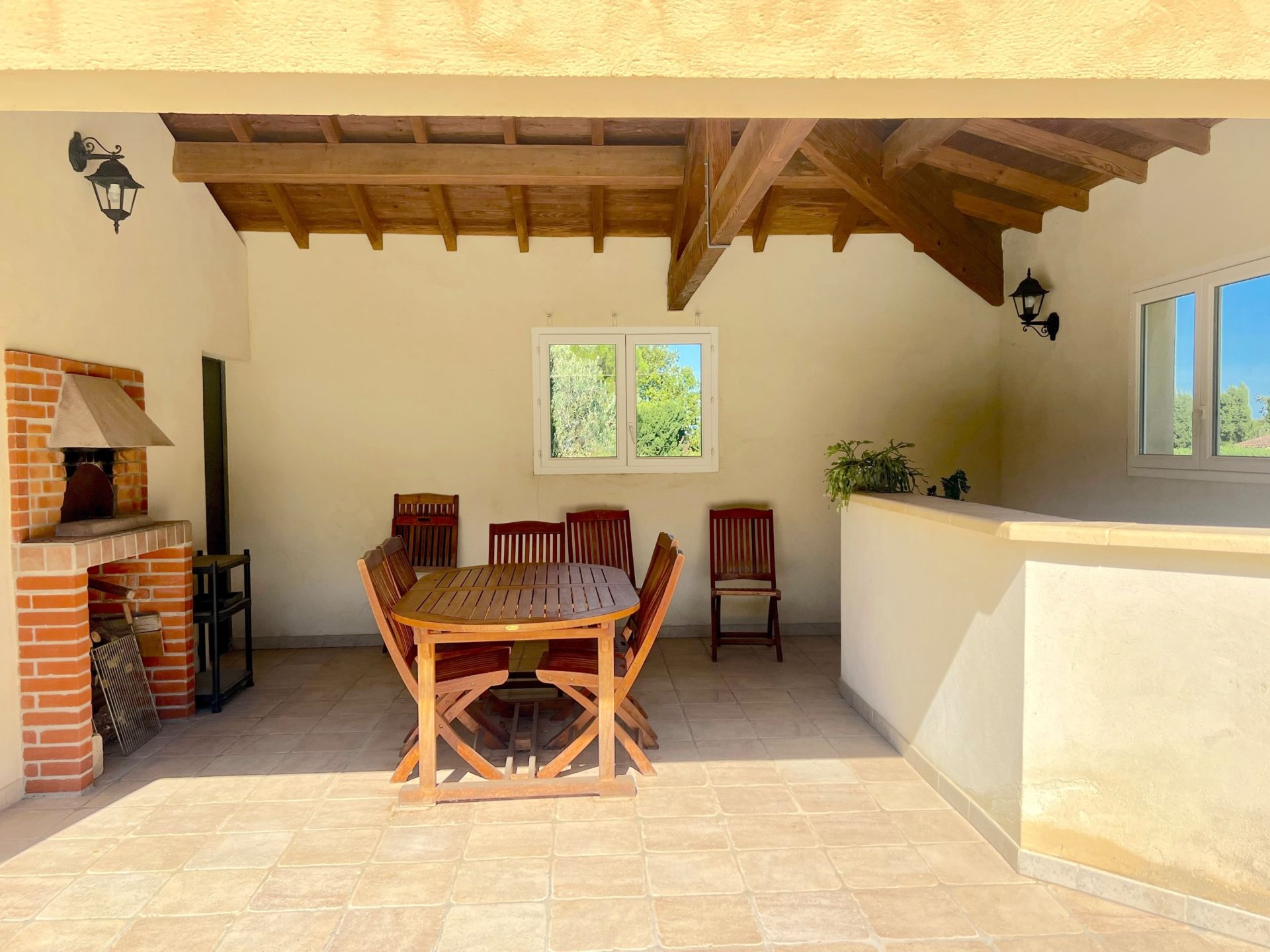 luxury traditional house 6 Rooms for sale on ST REMY DE PROVENCE (13210)