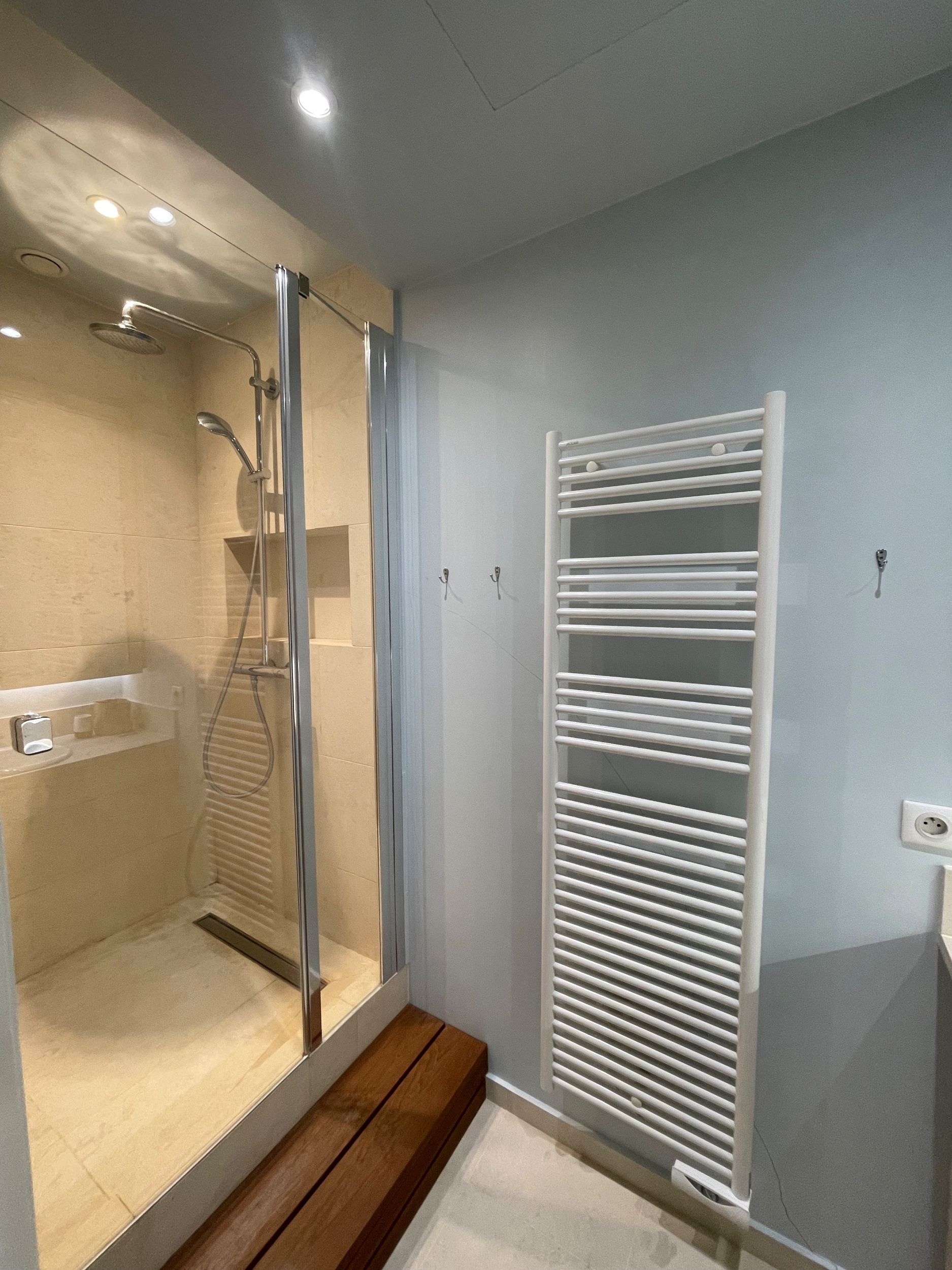 luxury apartment 4 Rooms for rent on PARIS (75006)