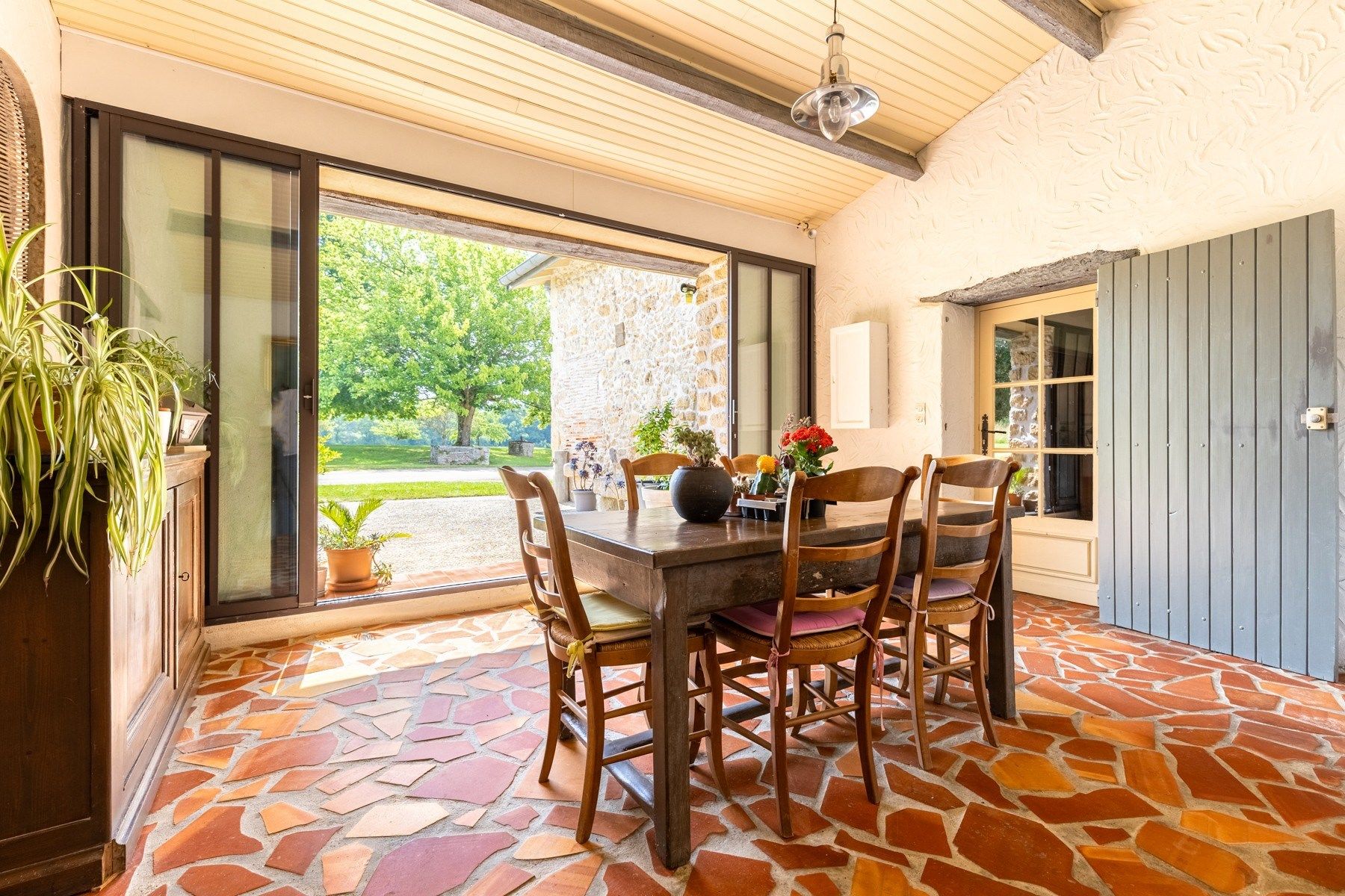 luxury house 7 Rooms for sale on SAUTERNES (33210)