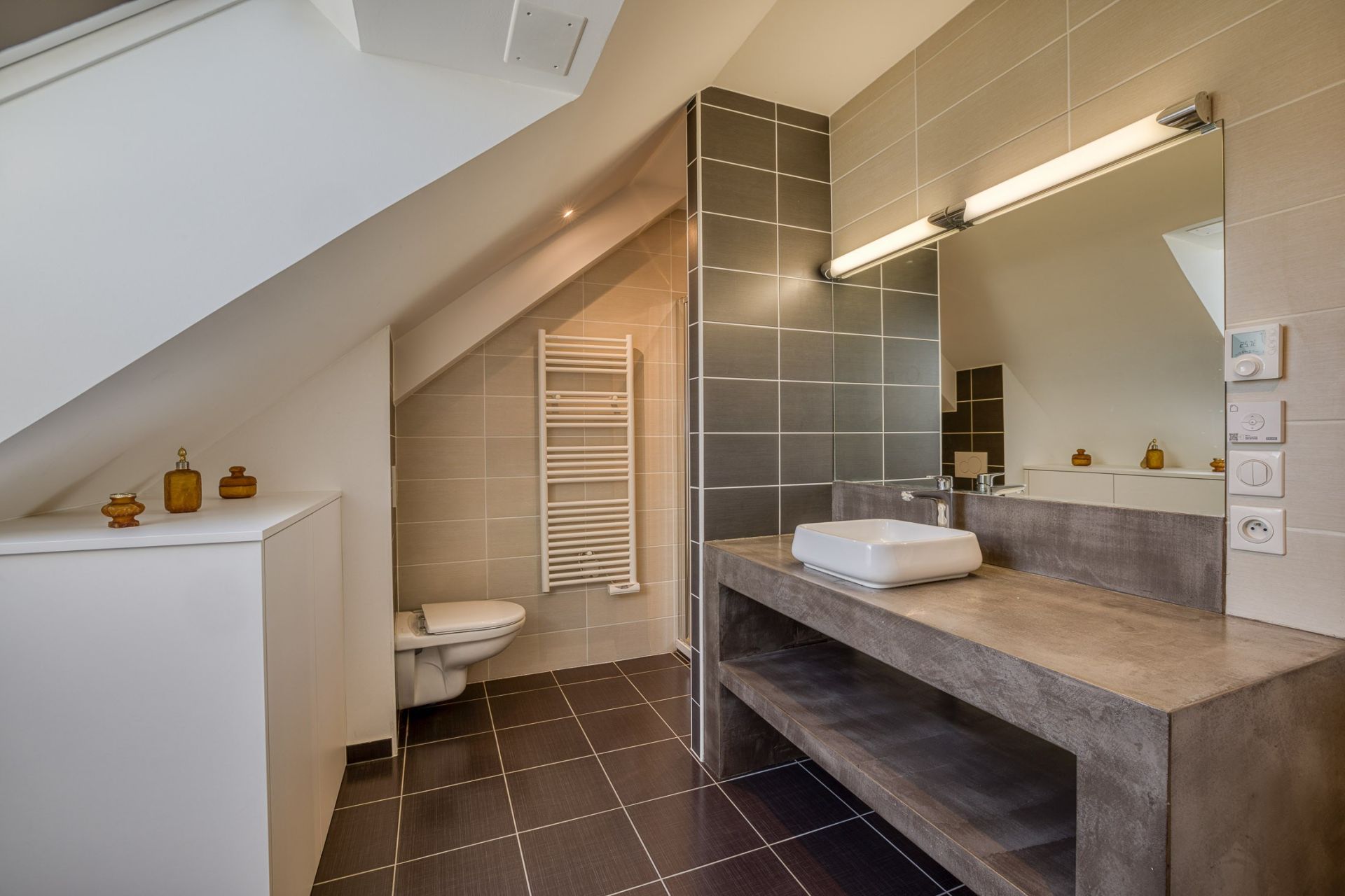 luxury apartment 4 Rooms for sale on ANNECY (74940)