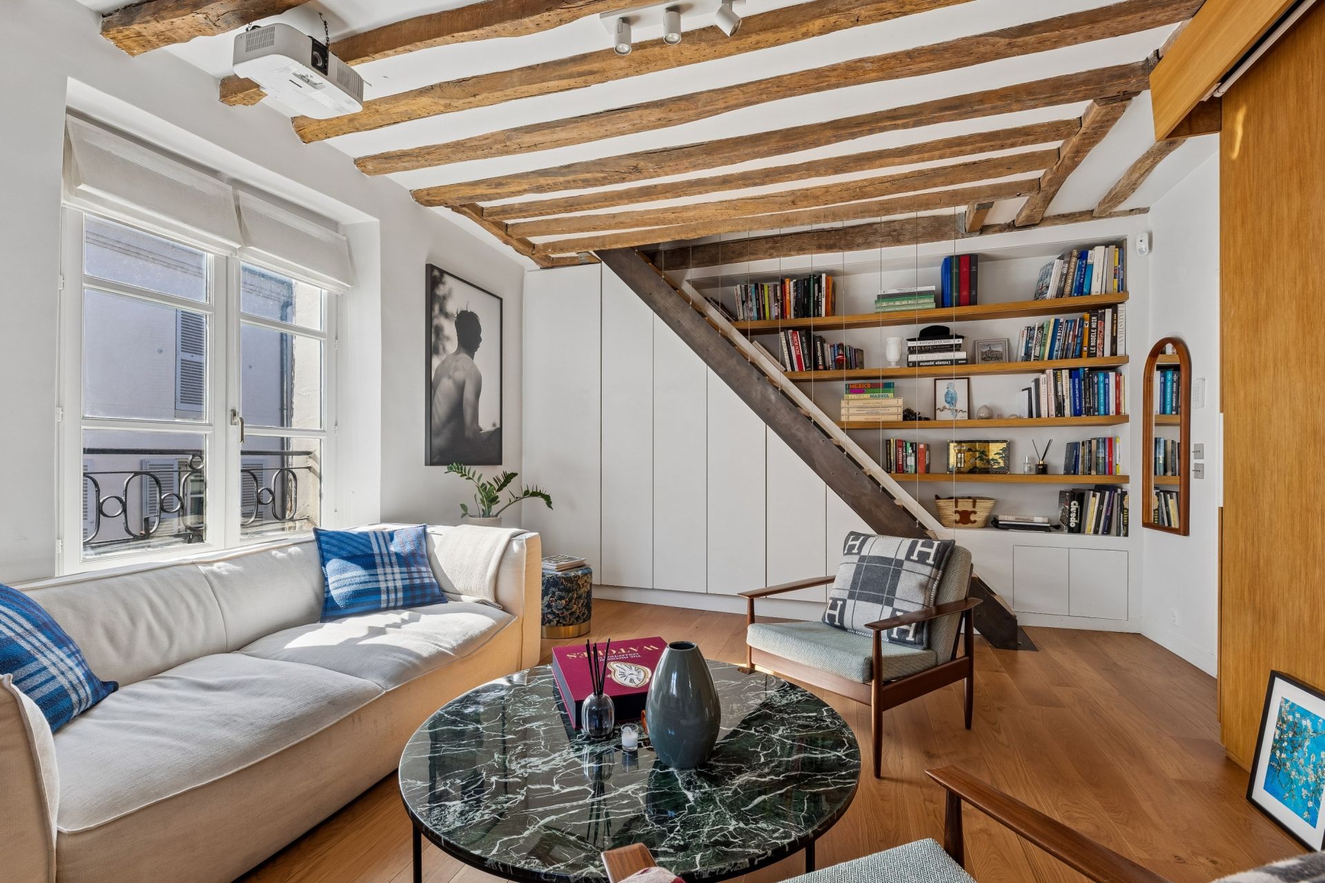 luxury apartment 2 Rooms for sale on PARIS (75018)