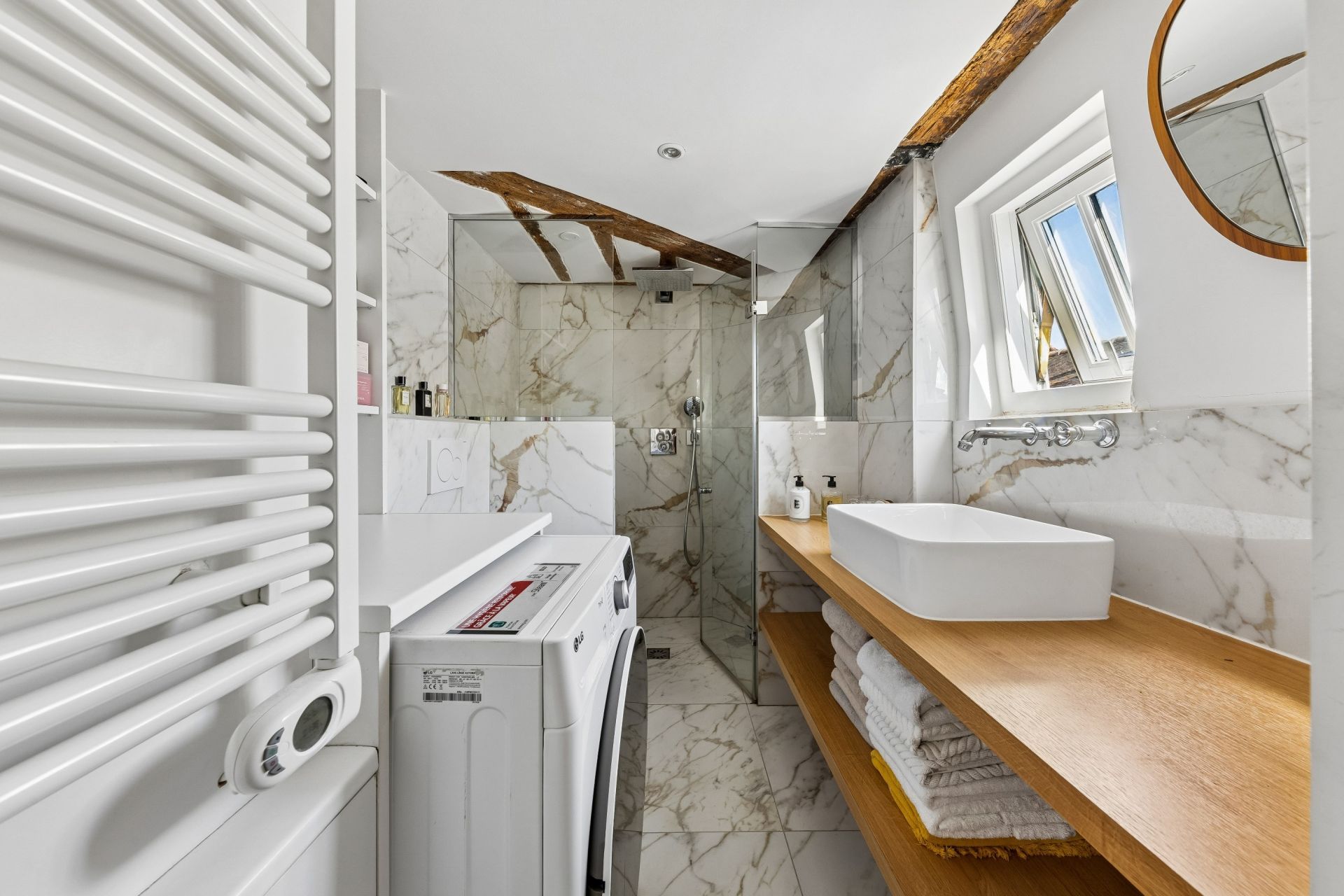 luxury apartment 2 Rooms for sale on PARIS (75018)