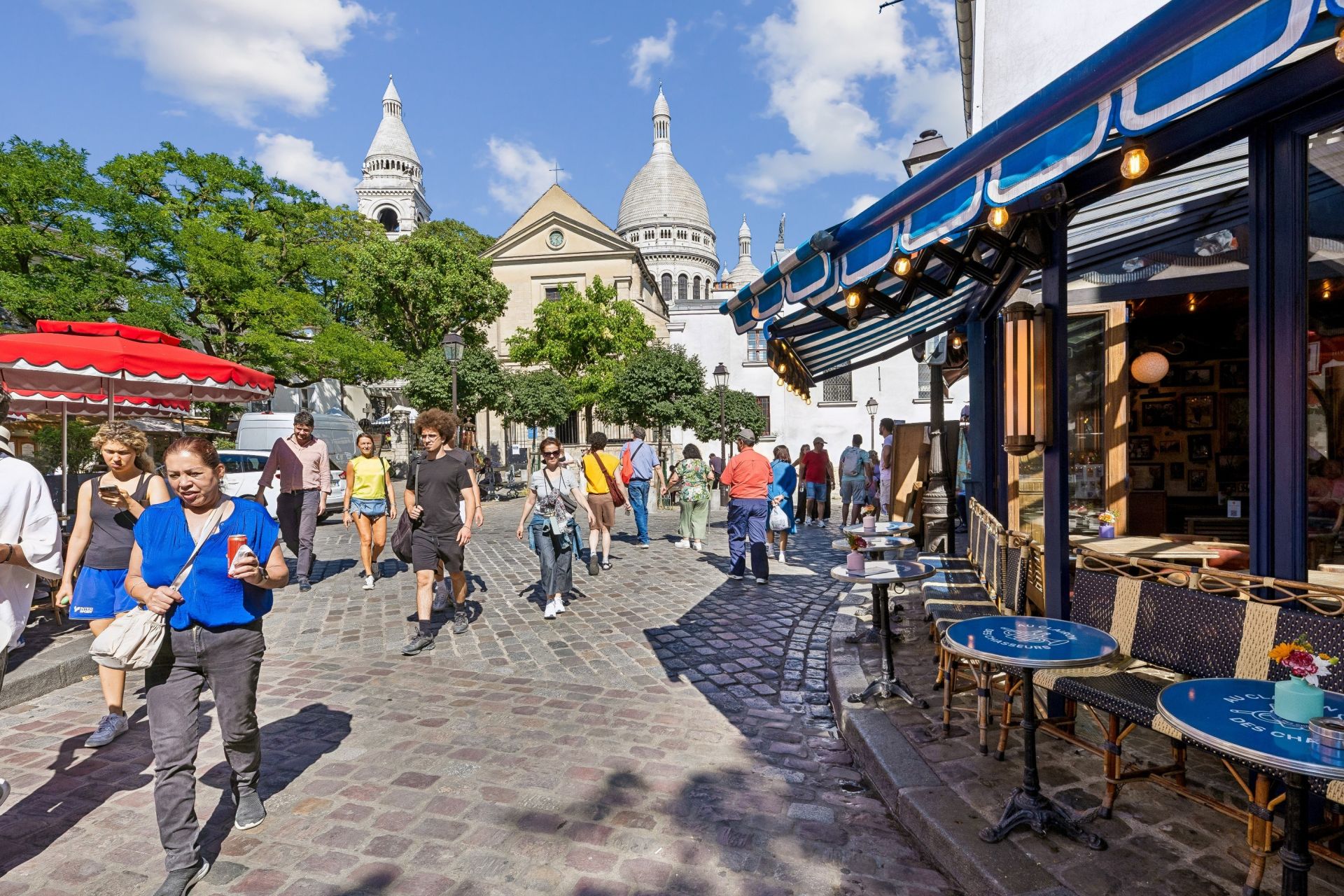 luxury apartment 2 Rooms for sale on PARIS (75018)