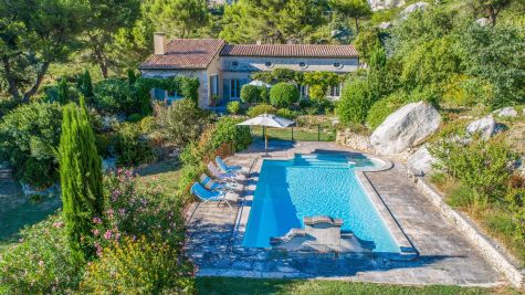 Sale Luxury house Les Baux-de-Provence 6&nbsp;Rooms 328&nbsp;m²