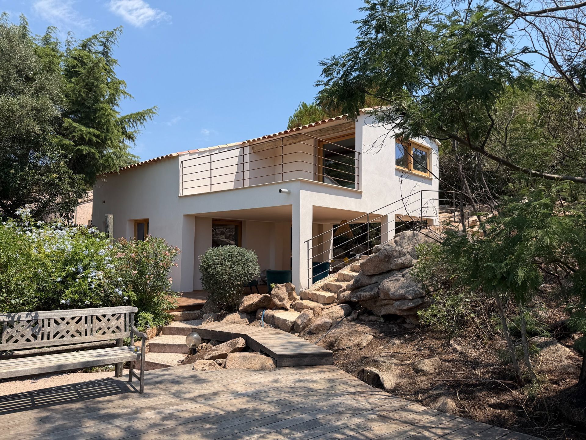 maison de luxe 6 Pièces en location saisonnière sur PORTO VECCHIO (20137)