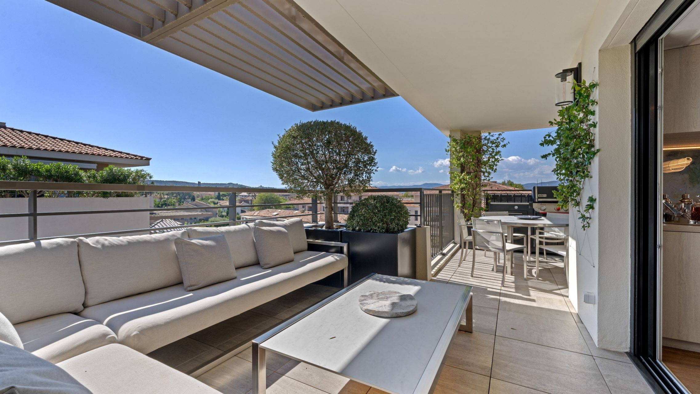 penthouse 4 Rooms for sale on ST TROPEZ (83990)