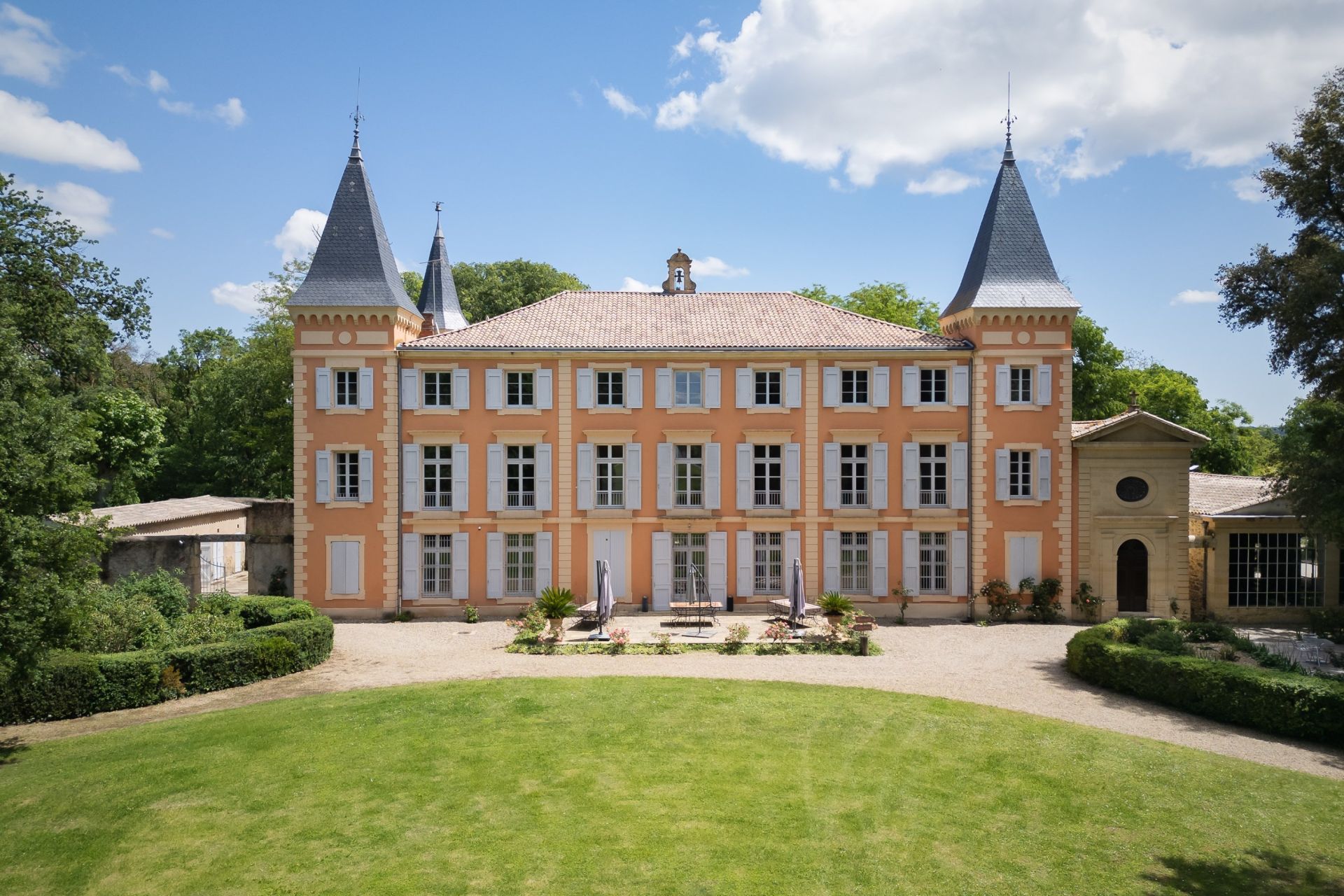 château 20 Pièces en vente sur PEZENAS (34120)