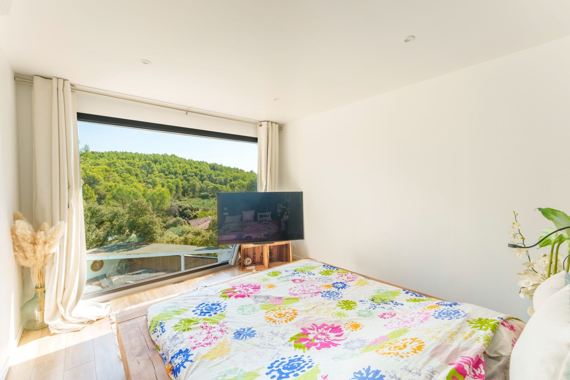 luxury house 6 Rooms for sale on CASTRIES (34160)