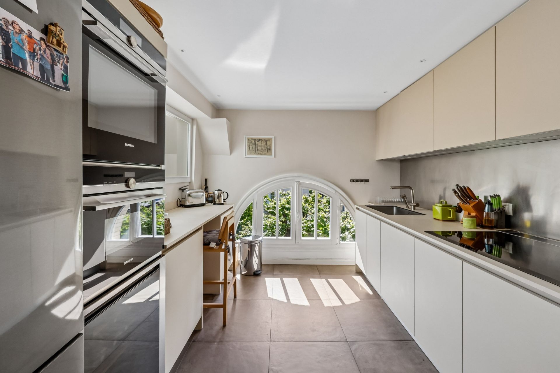 luxury apartment 6 Rooms for sale on PARIS (75016)