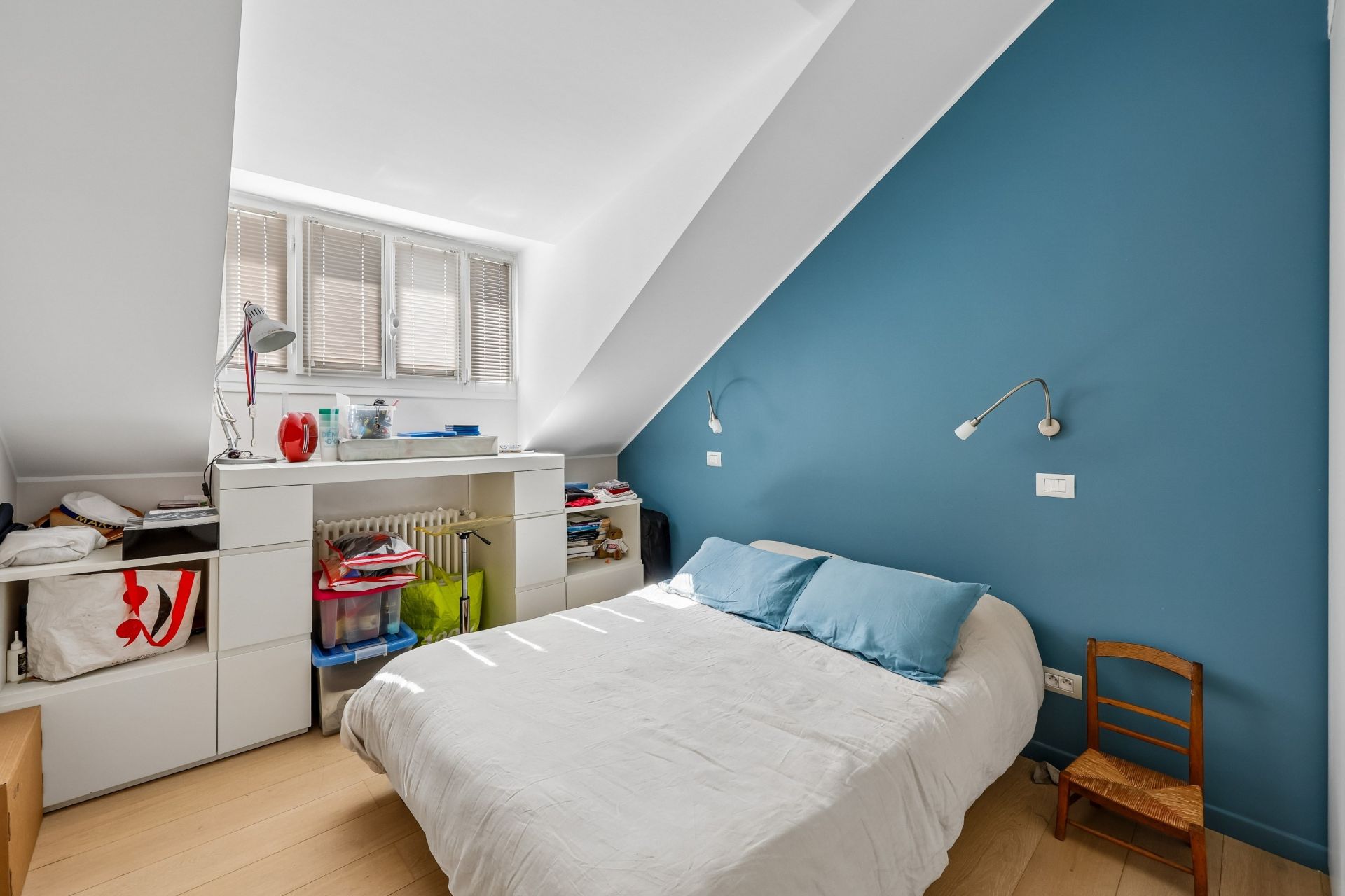luxury apartment 6 Rooms for sale on PARIS (75016)