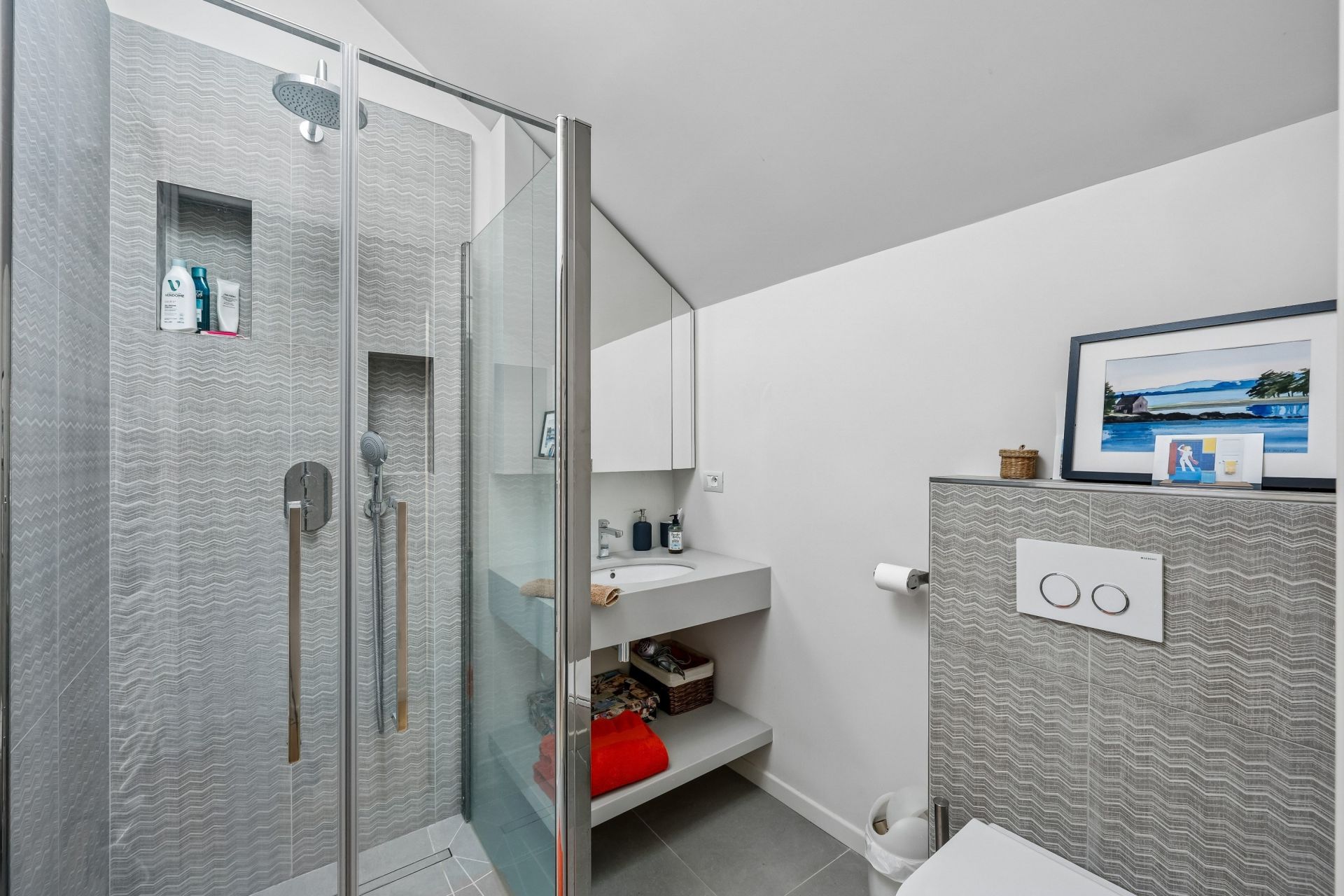 luxury apartment 6 Rooms for sale on PARIS (75016)