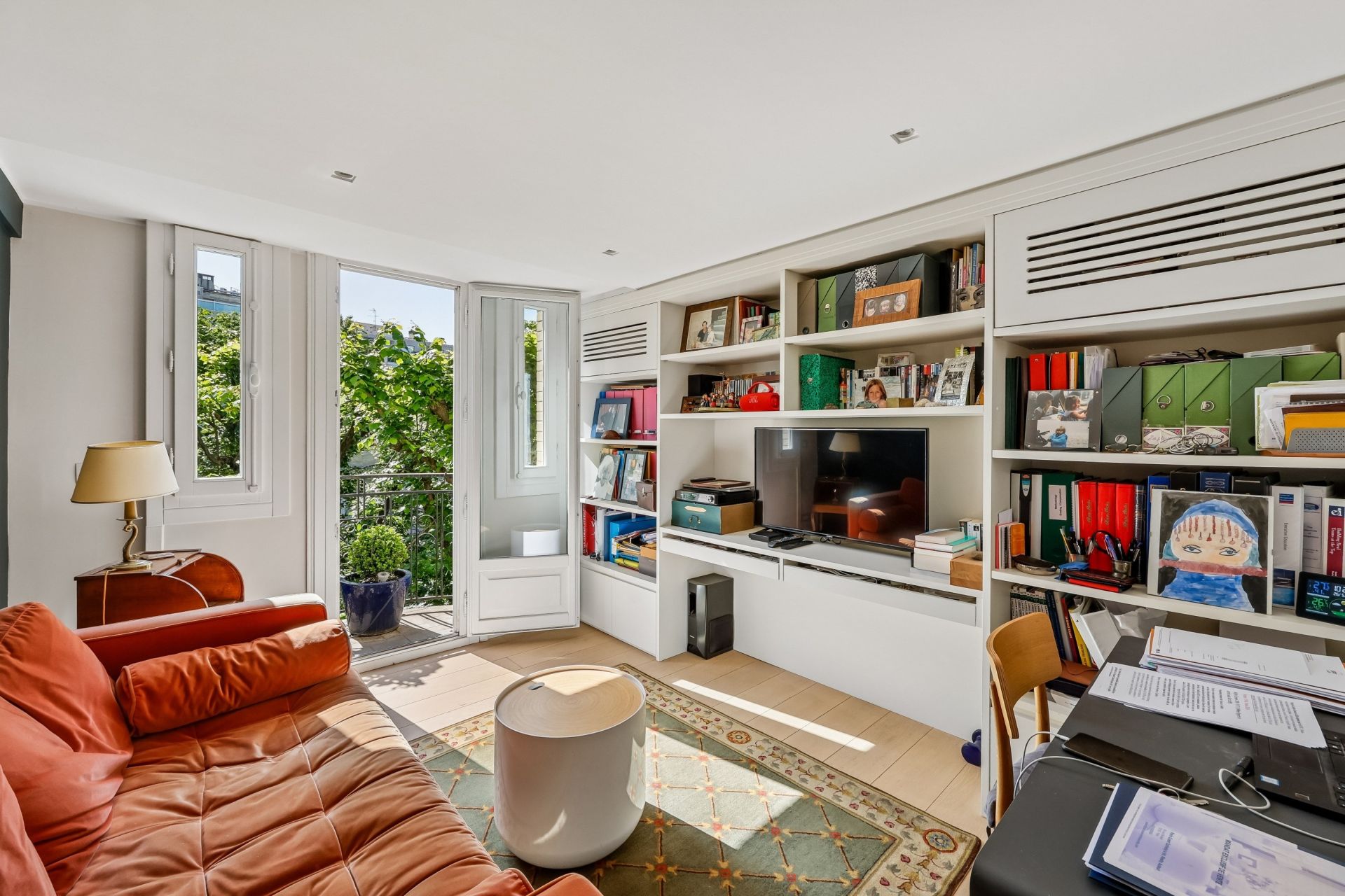 luxury apartment 6 Rooms for sale on PARIS (75016)