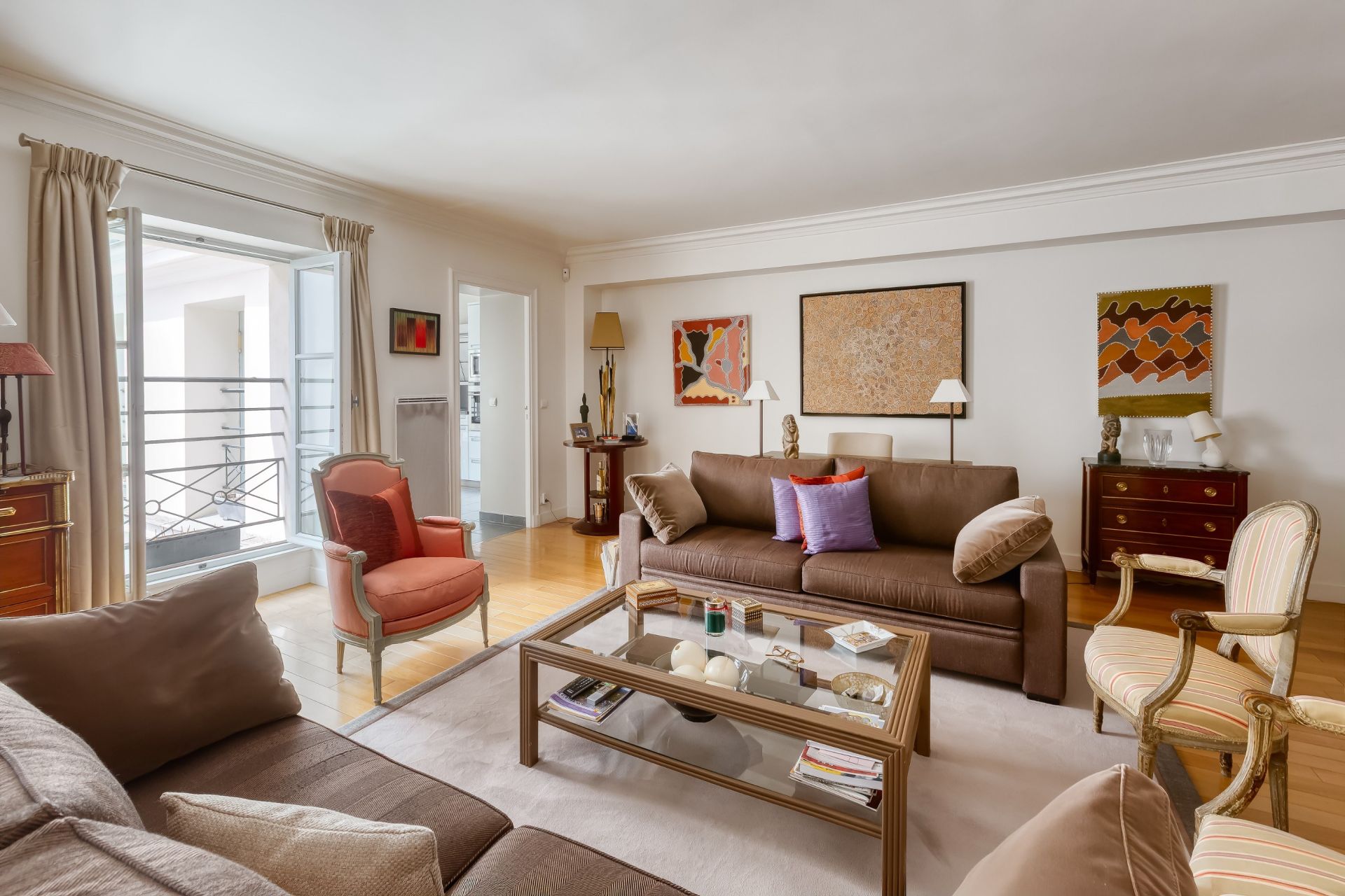luxury apartment 5 Rooms for sale on PARIS (75003)