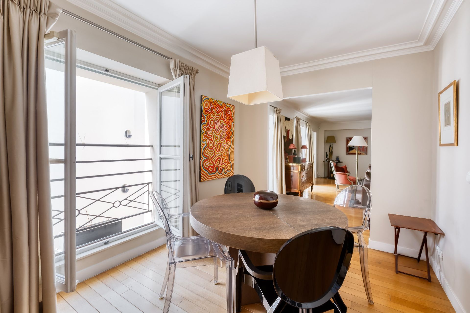 luxury apartment 5 Rooms for sale on PARIS (75003)
