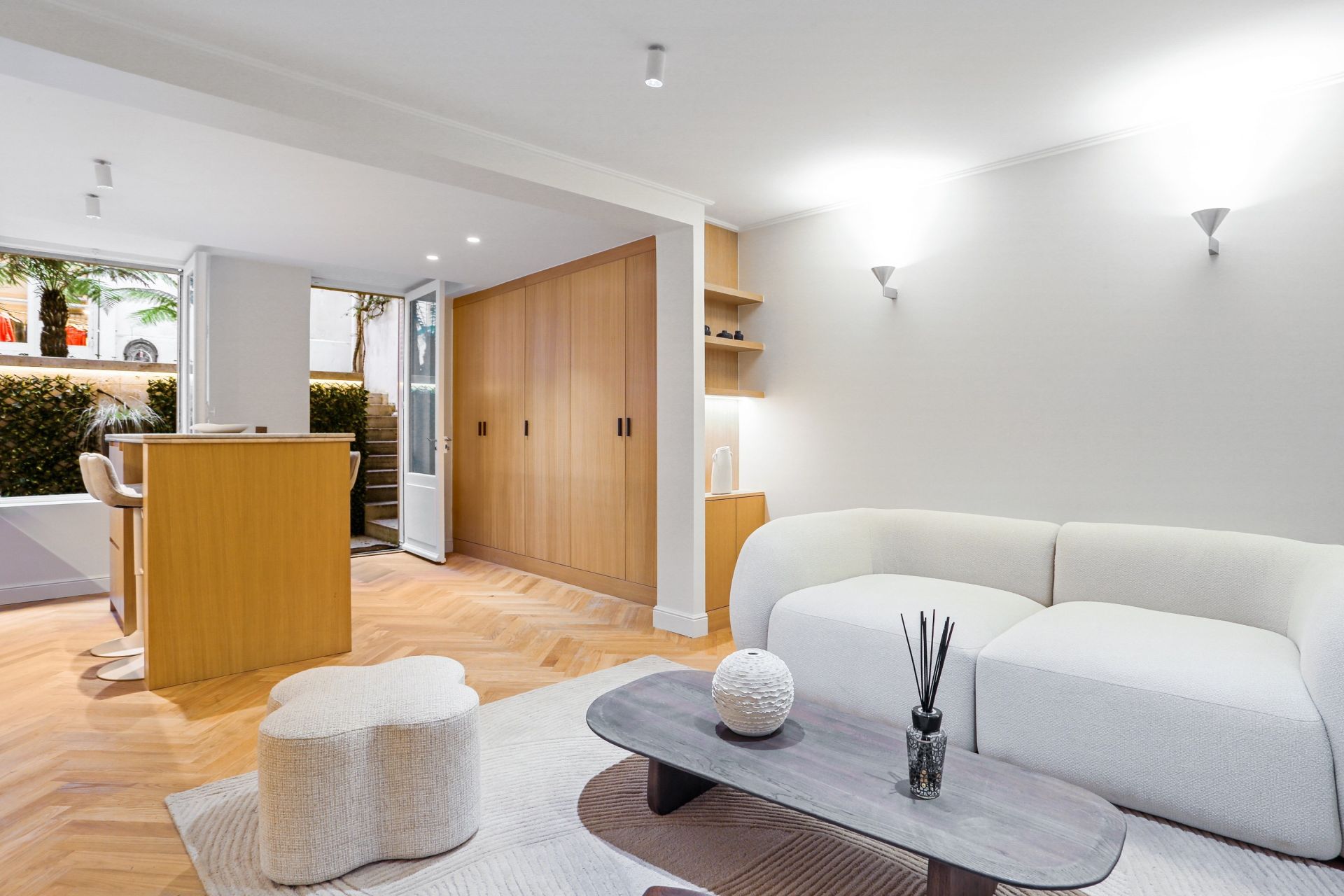 luxury apartment 2 Rooms for sale on PARIS (75006)