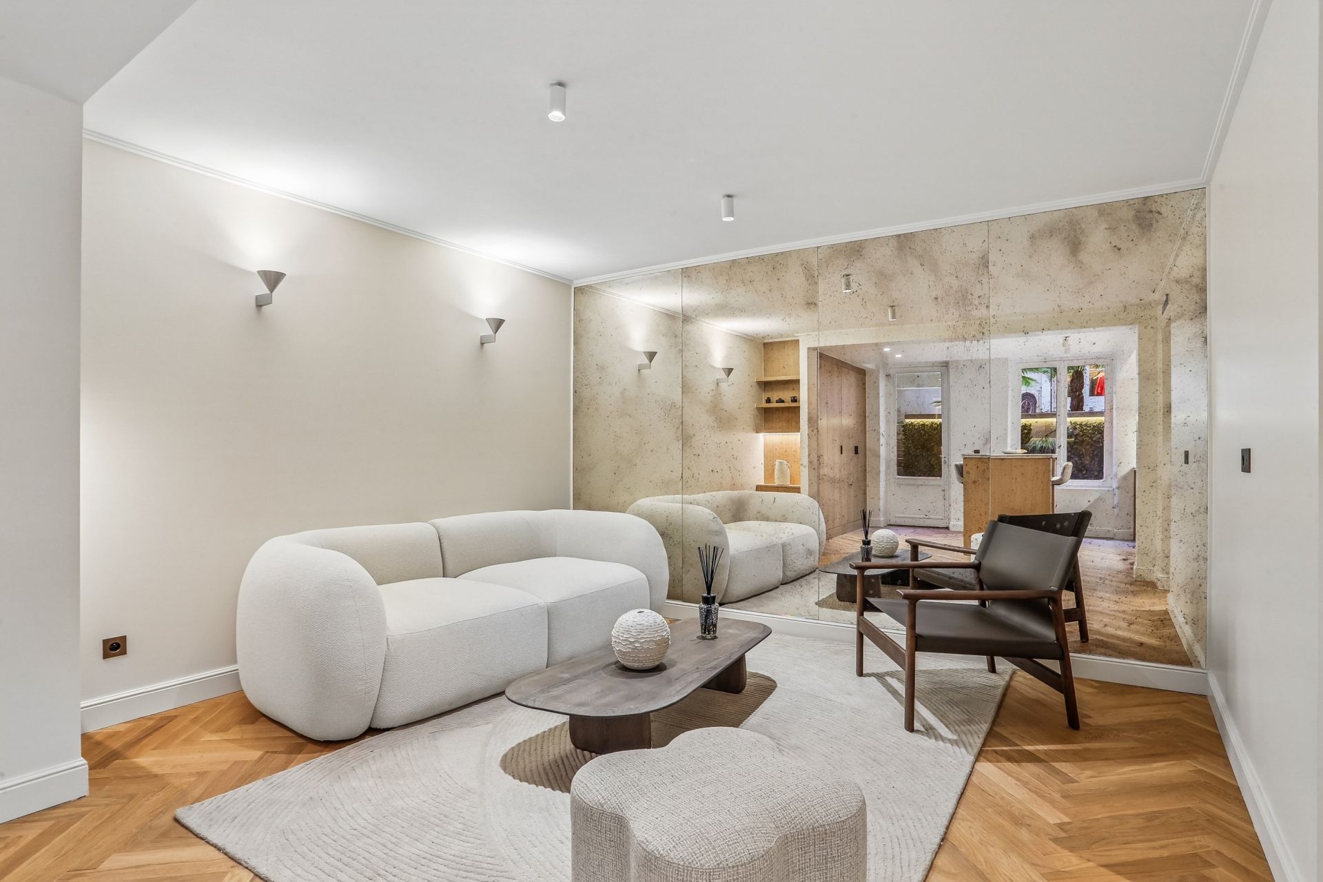 luxury apartment 2 Rooms for sale on PARIS (75006)