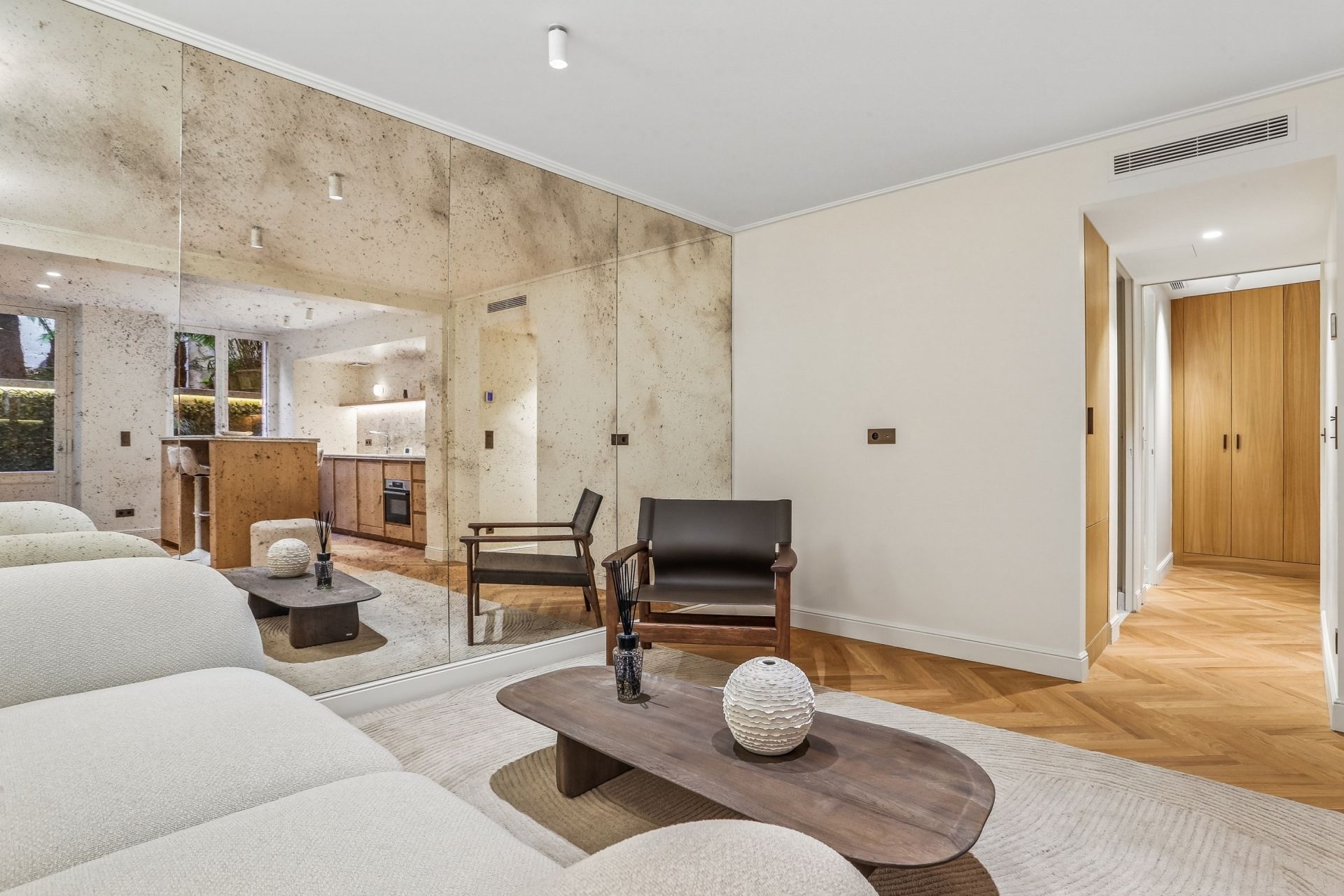luxury apartment 2 Rooms for sale on PARIS (75006)