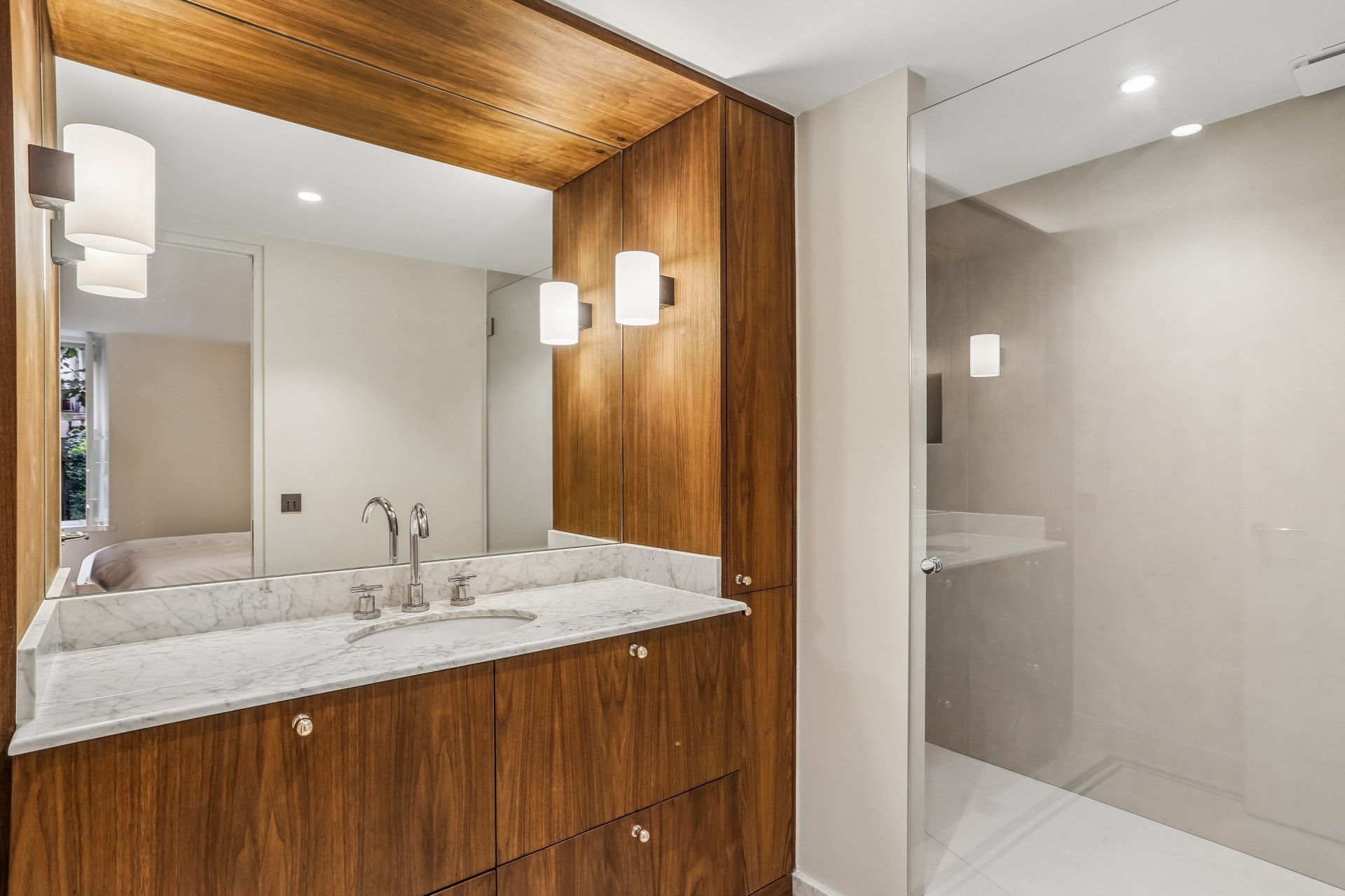 luxury apartment 2 Rooms for sale on PARIS (75006)