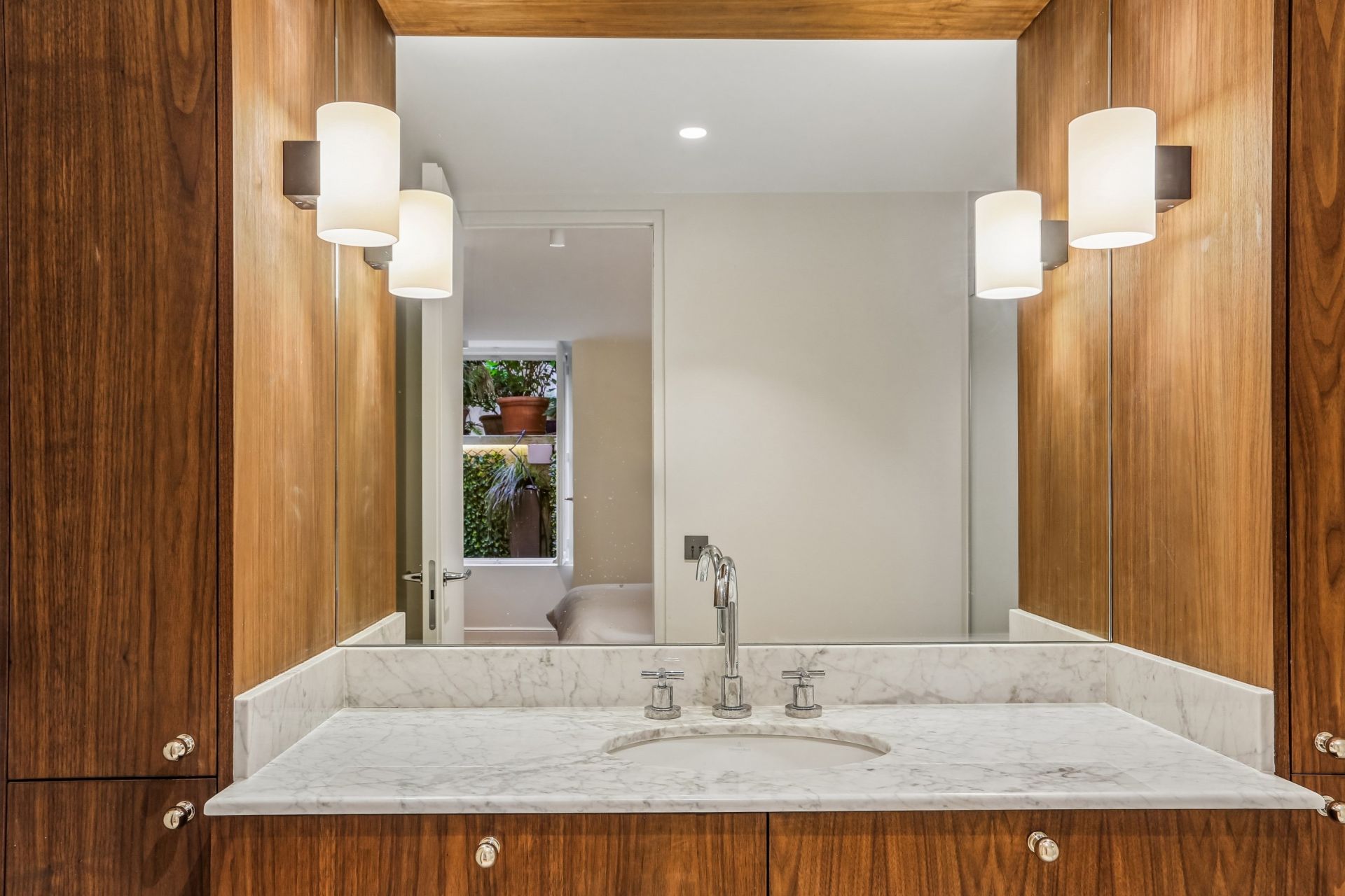 luxury apartment 2 Rooms for sale on PARIS (75006)