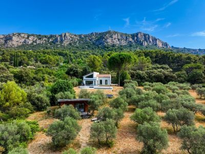 Sale Luxury house Aix-en-Provence 5&nbsp;Rooms 170&nbsp;m²