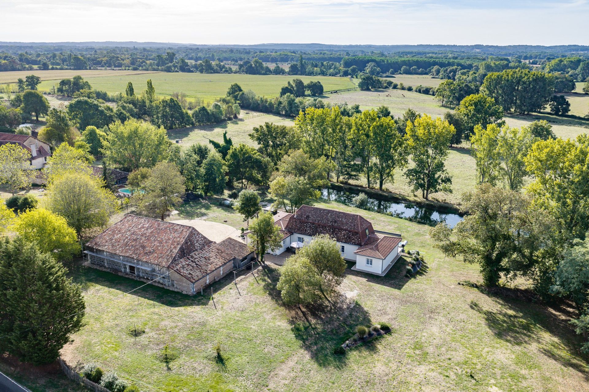 maison de luxe 7 Pièces en vente sur ST LAURENT DES HOMMES (24400)