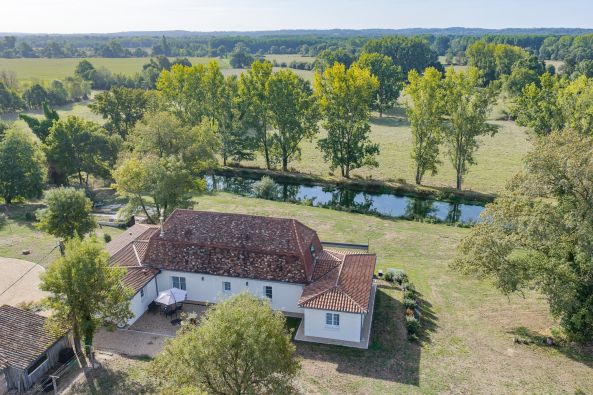 Vente Maison de luxe Saint-Laurent-des-Hommes 7&nbsp;Pièces 265&nbsp;m²