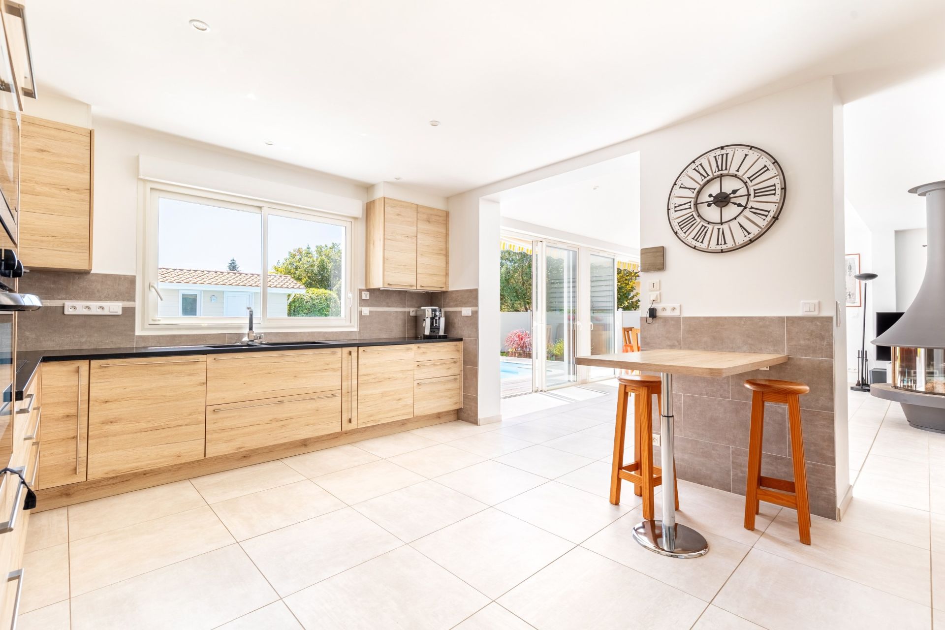 luxury house 6 Rooms for sale on LA TESTE DE BUCH (33260)