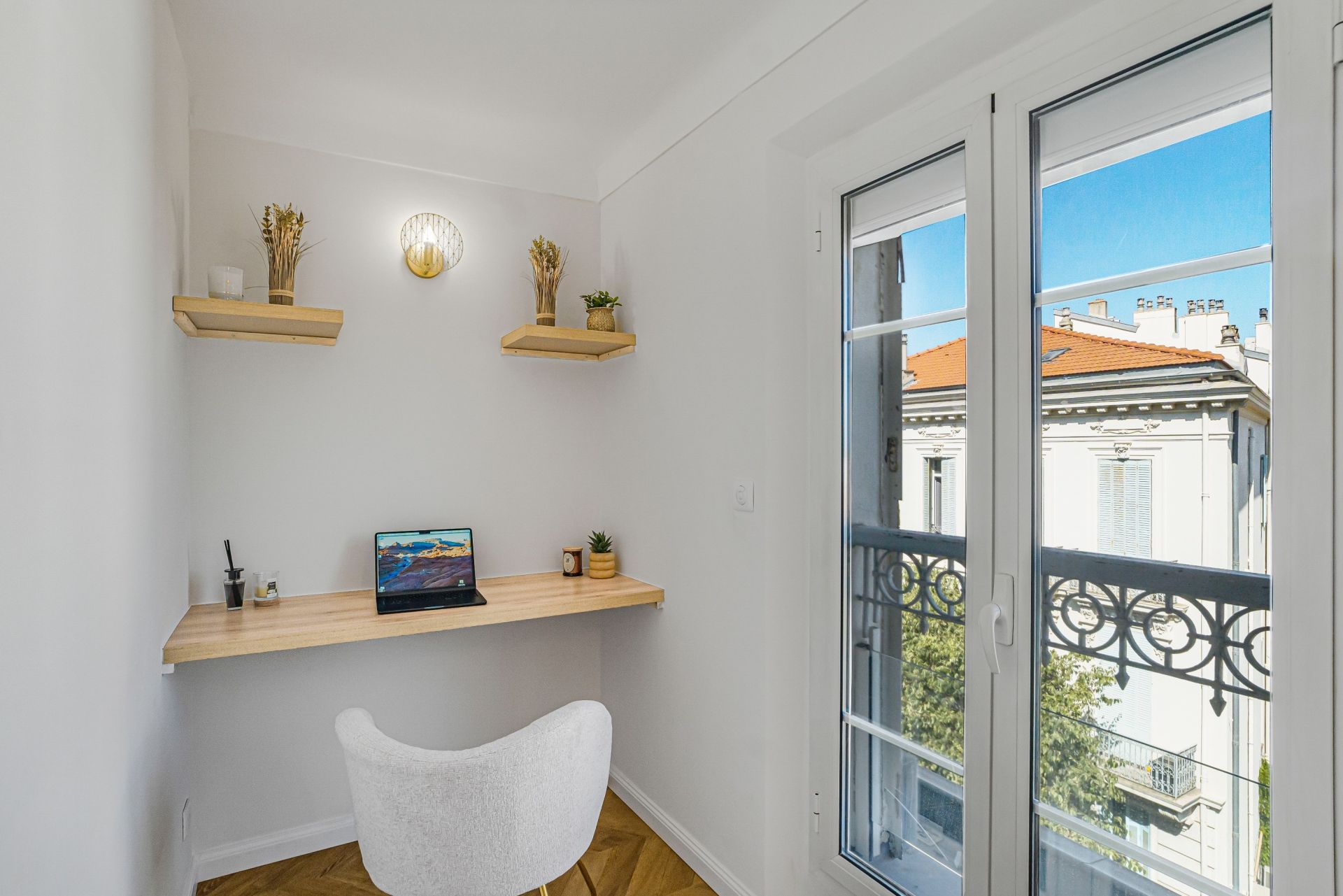 luxury apartment 3 Rooms for sale on ANTIBES (06600)
