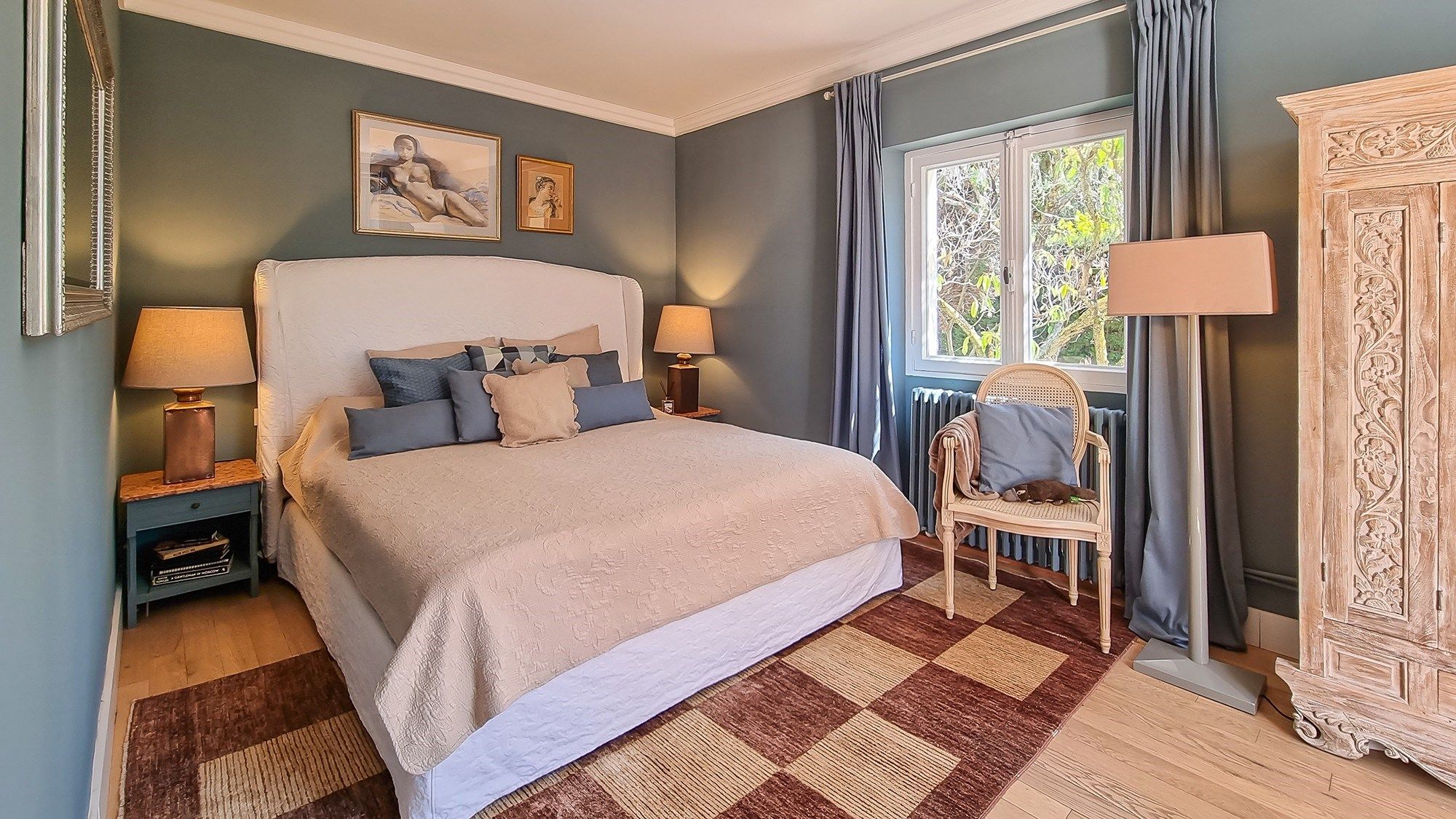 luxury provencale house 9 Rooms for sale on LE CANNET (06110)