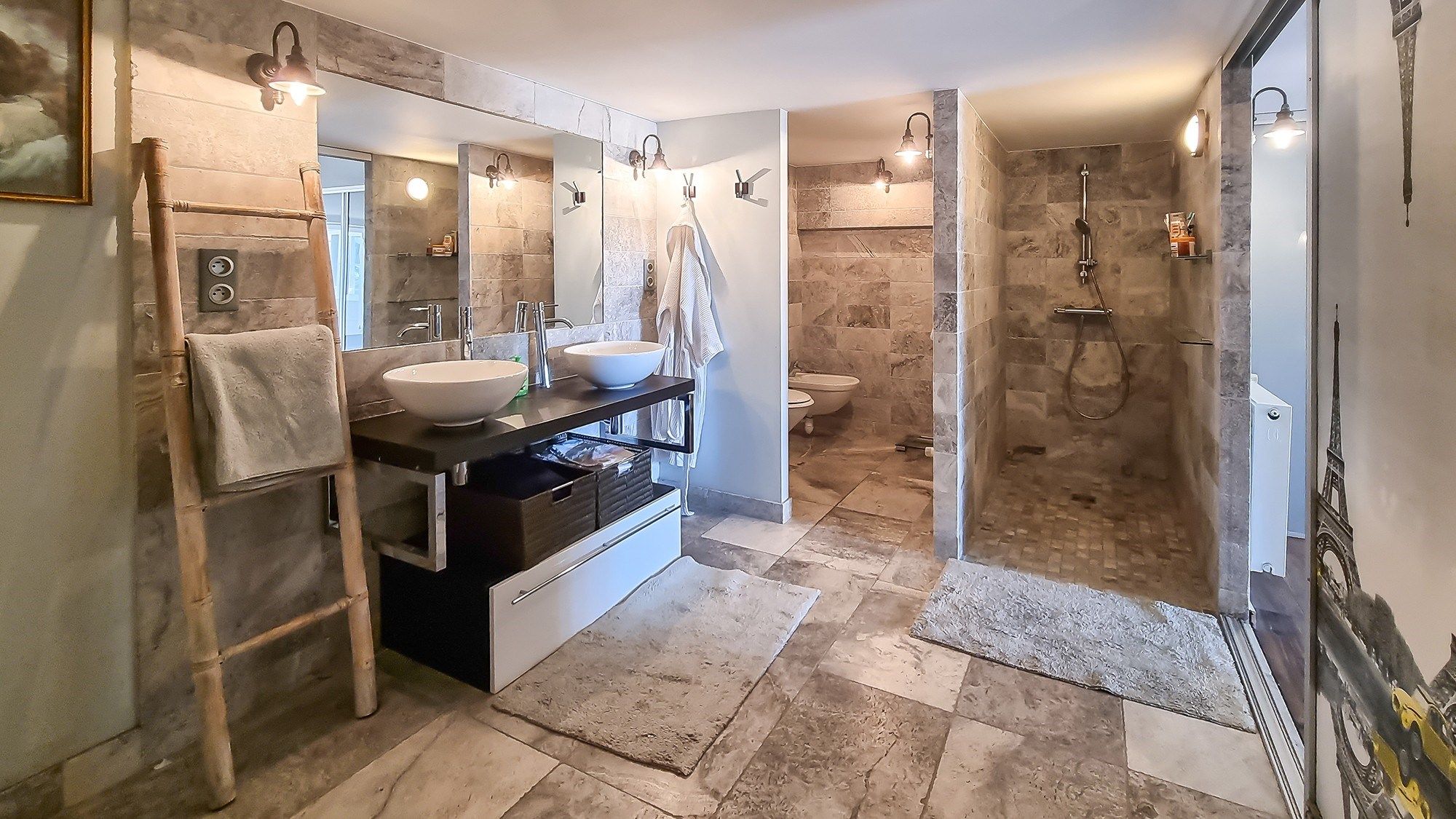 luxury provencale house 9 Rooms for sale on LE CANNET (06110)