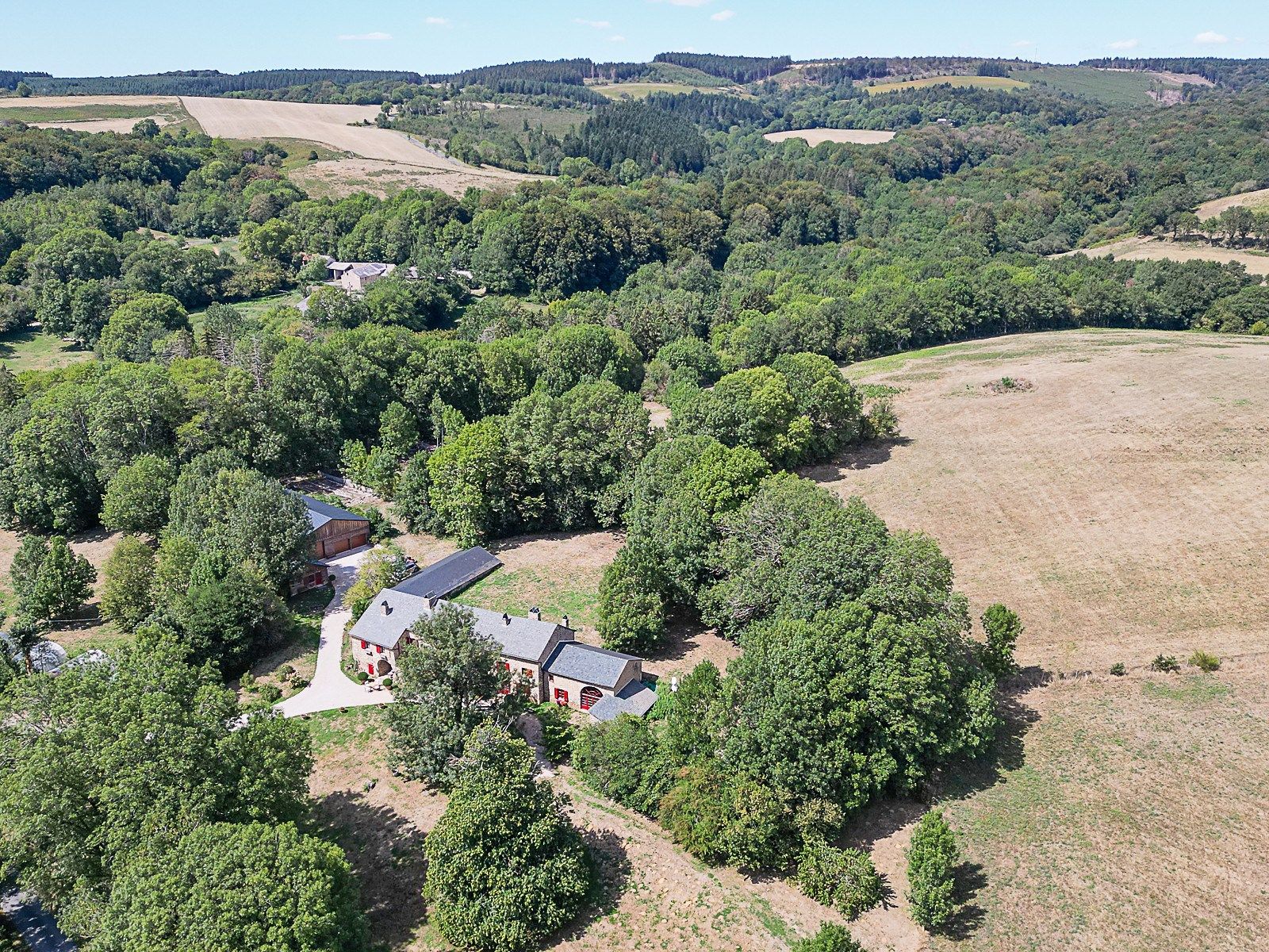 maison de luxe 11 Pièces en vente sur DOURGNE (81110)