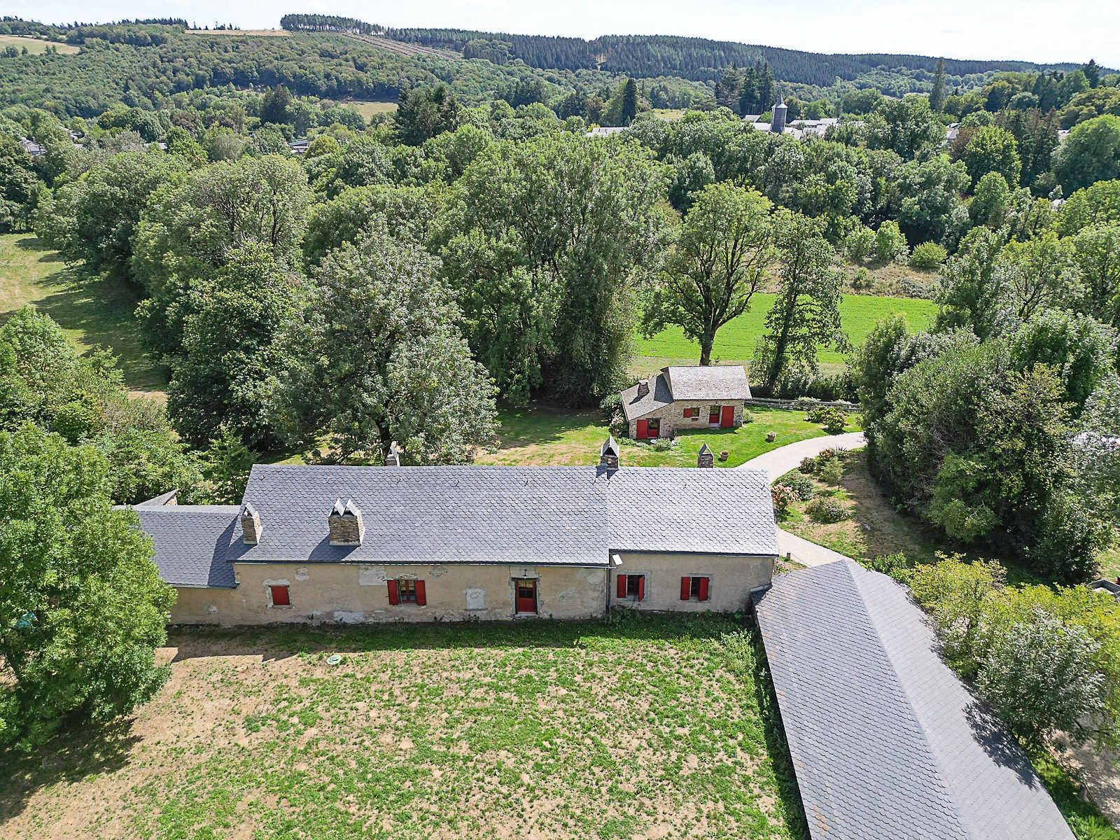 maison de luxe 11 Pièces en vente sur DOURGNE (81110)