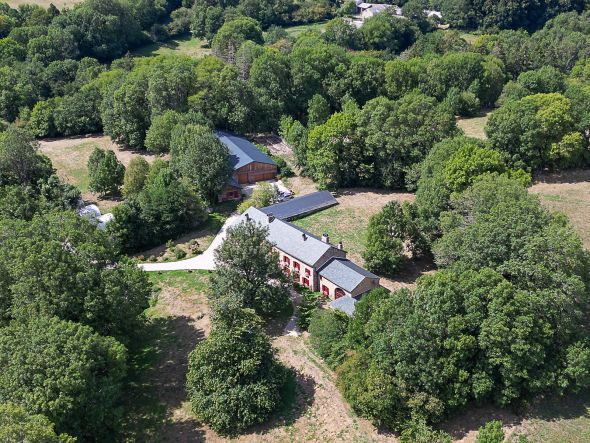 Vente Maison de luxe Dourgne 11&nbsp;Pièces 440&nbsp;m²