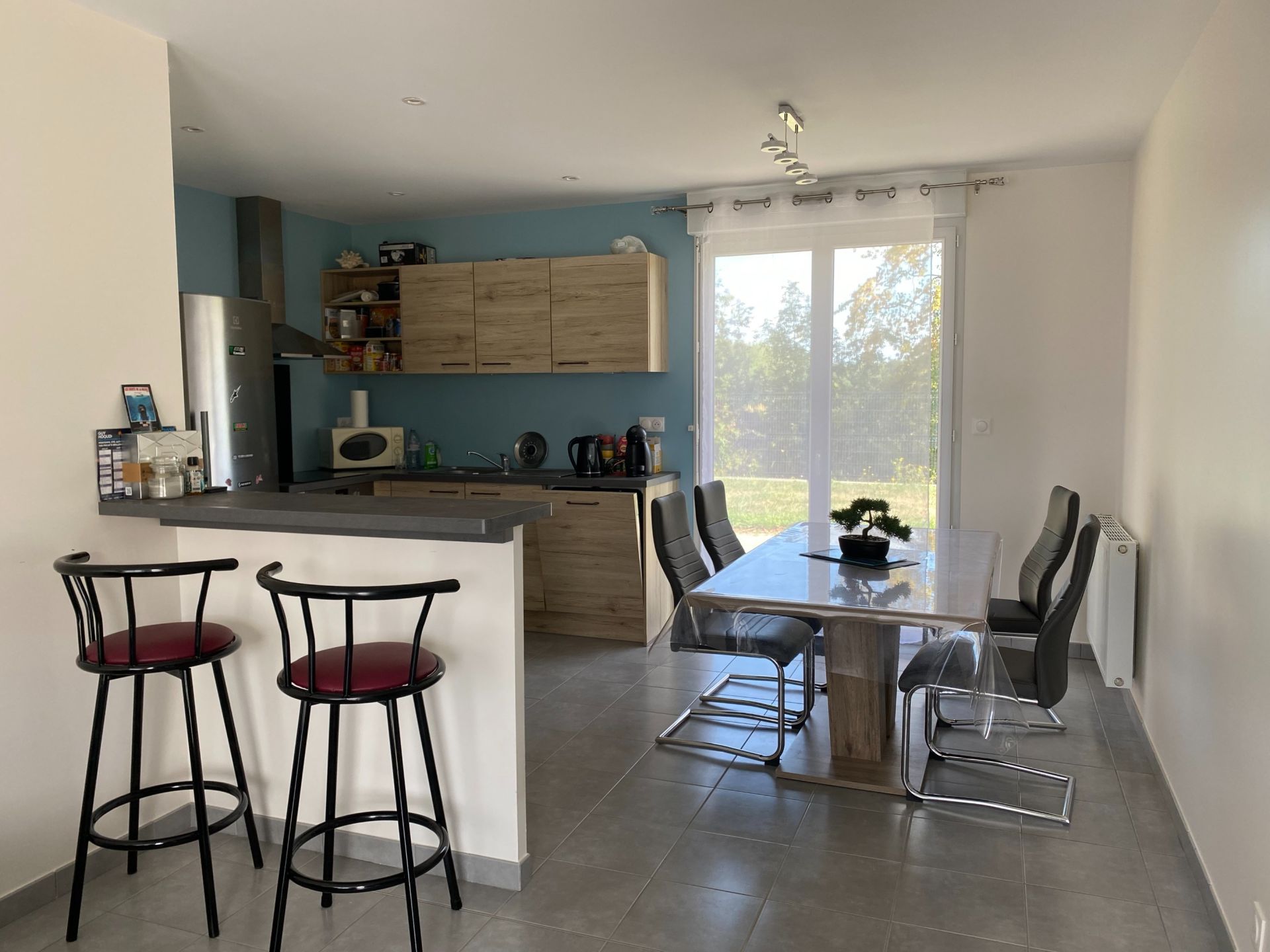 luxury house 4 Rooms for rent on LA VICOMTE SUR RANCE (22690)