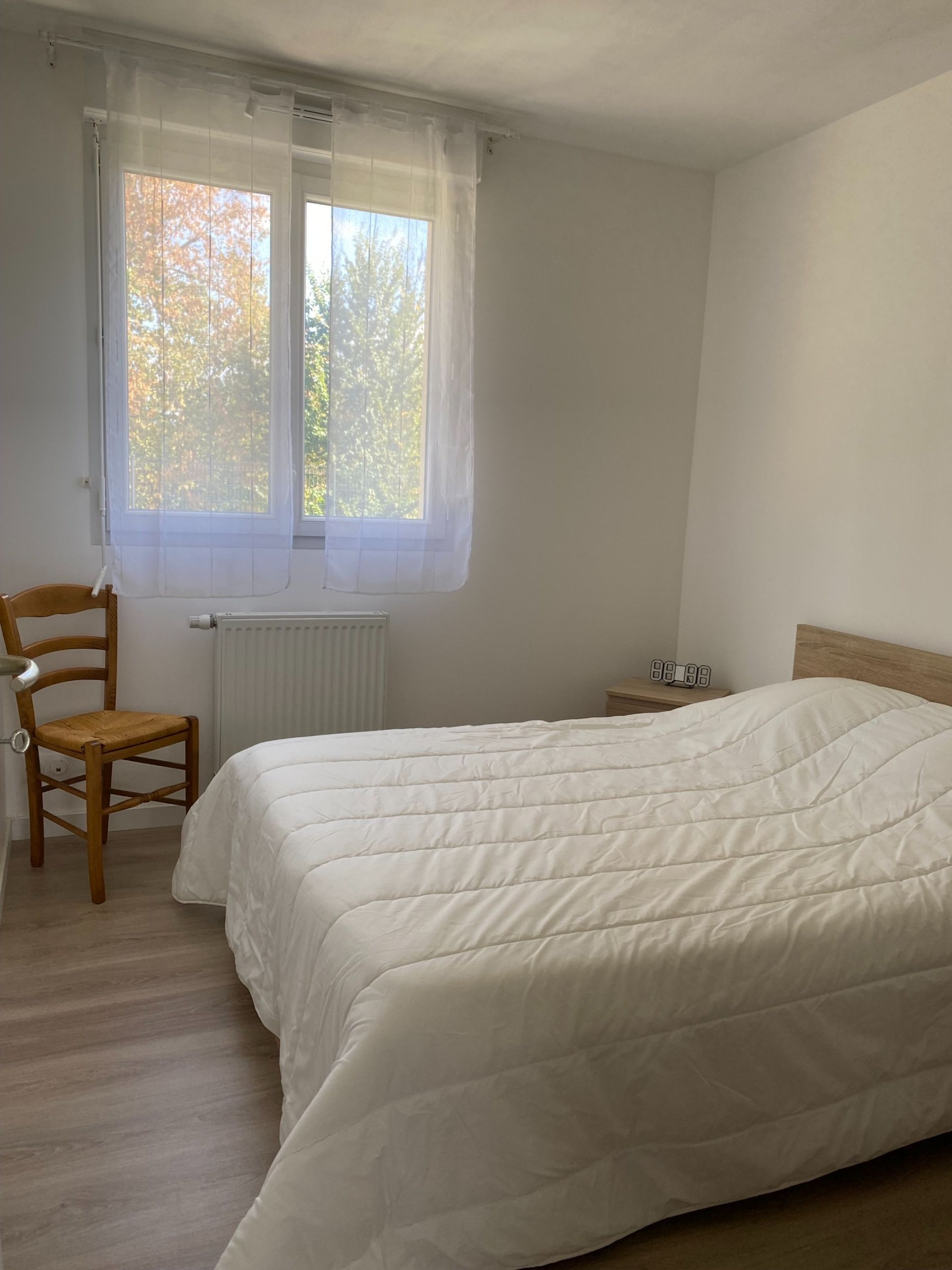 luxury house 4 Rooms for rent on LA VICOMTE SUR RANCE (22690)