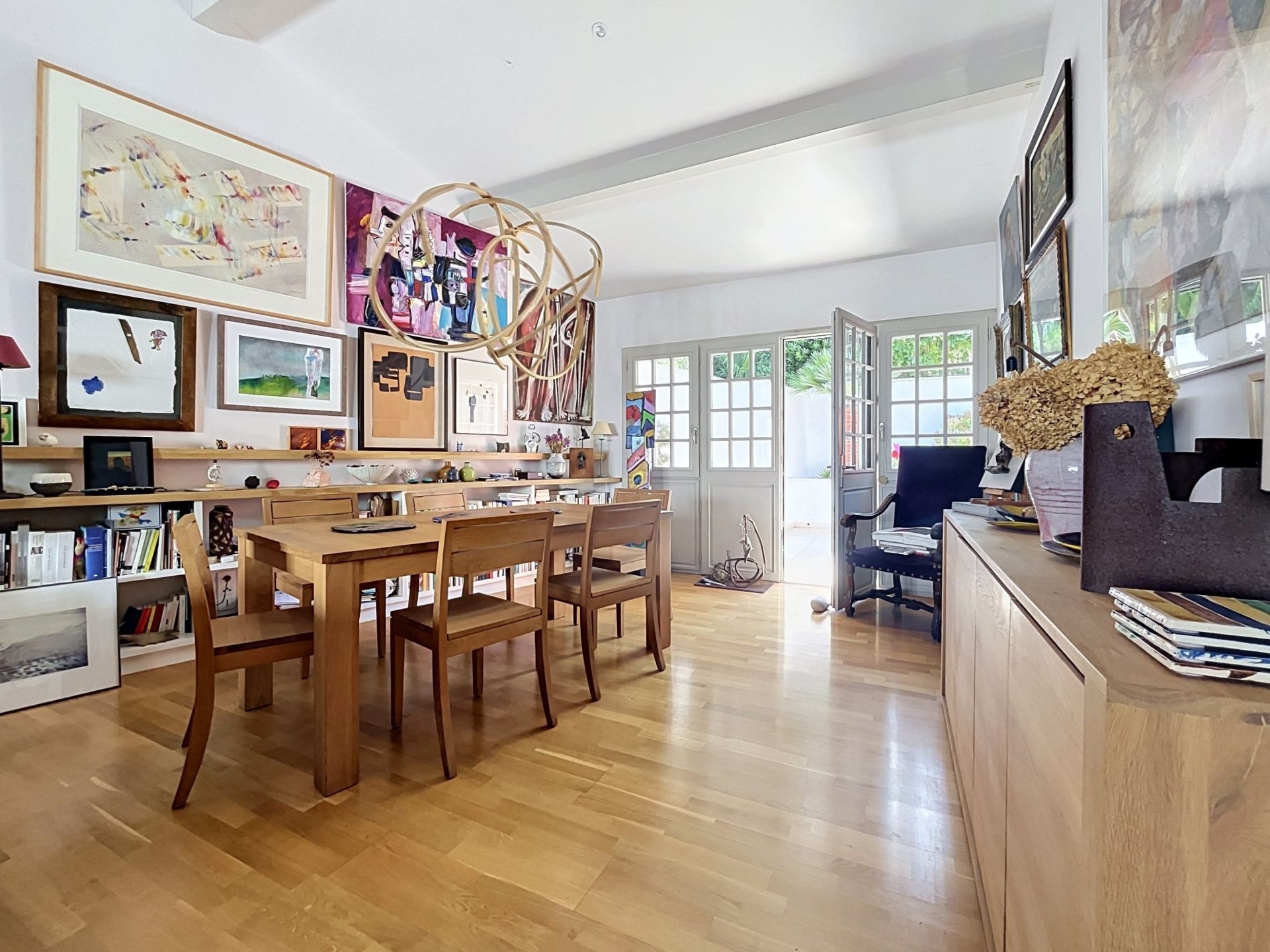 luxury apartment 4 Rooms for sale on CIBOURE (64500)
