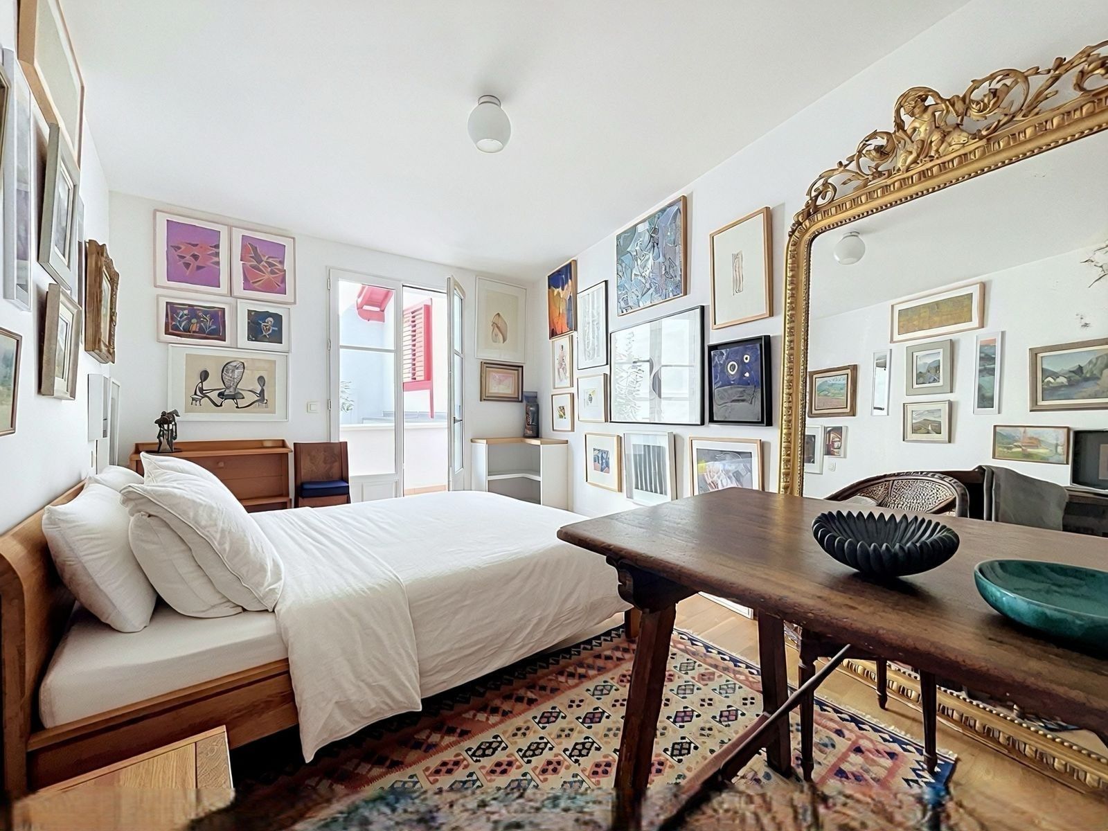 luxury apartment 4 Rooms for sale on CIBOURE (64500)