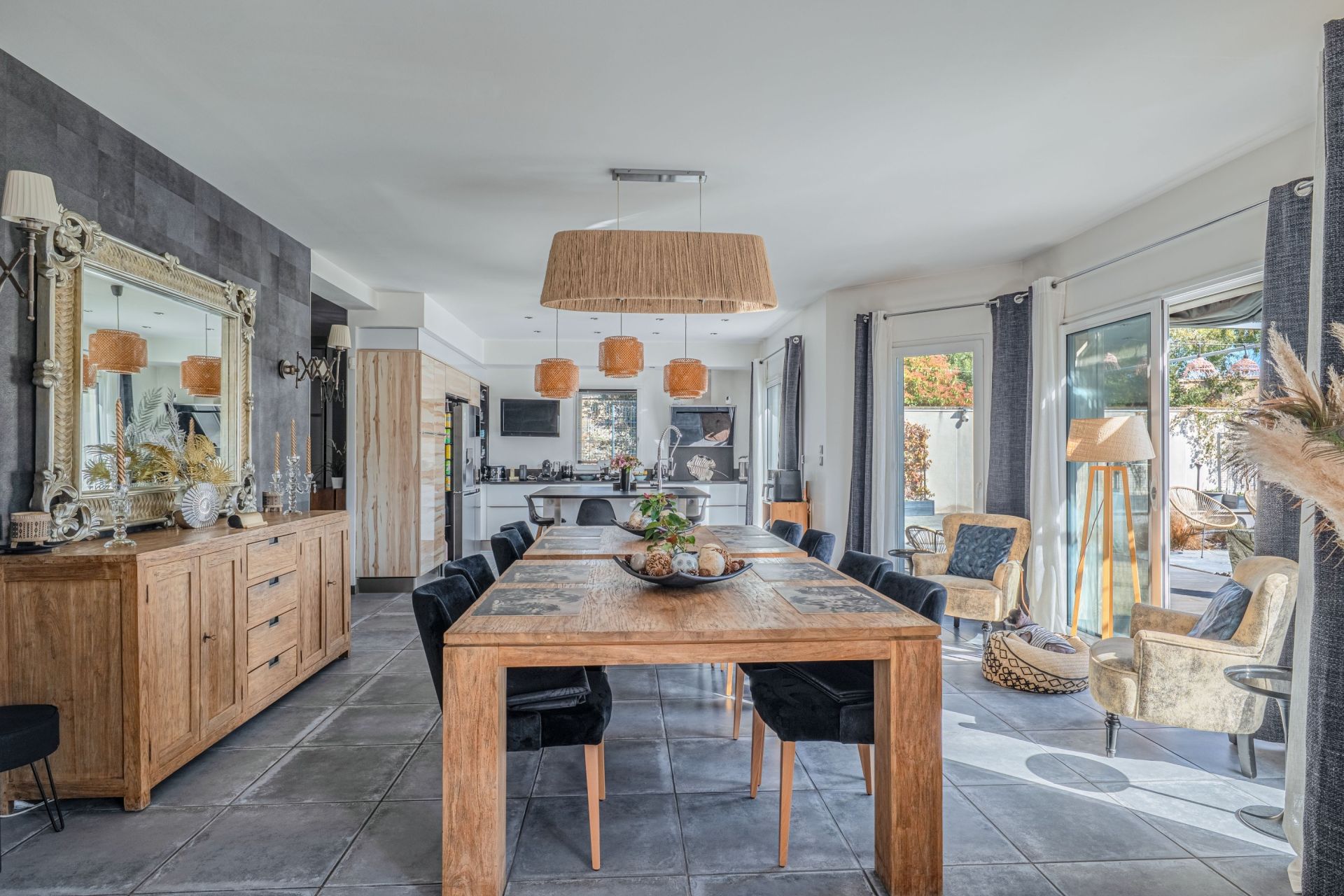 contemporary house 7 Rooms for sale on STE FOY LES LYON (69110)