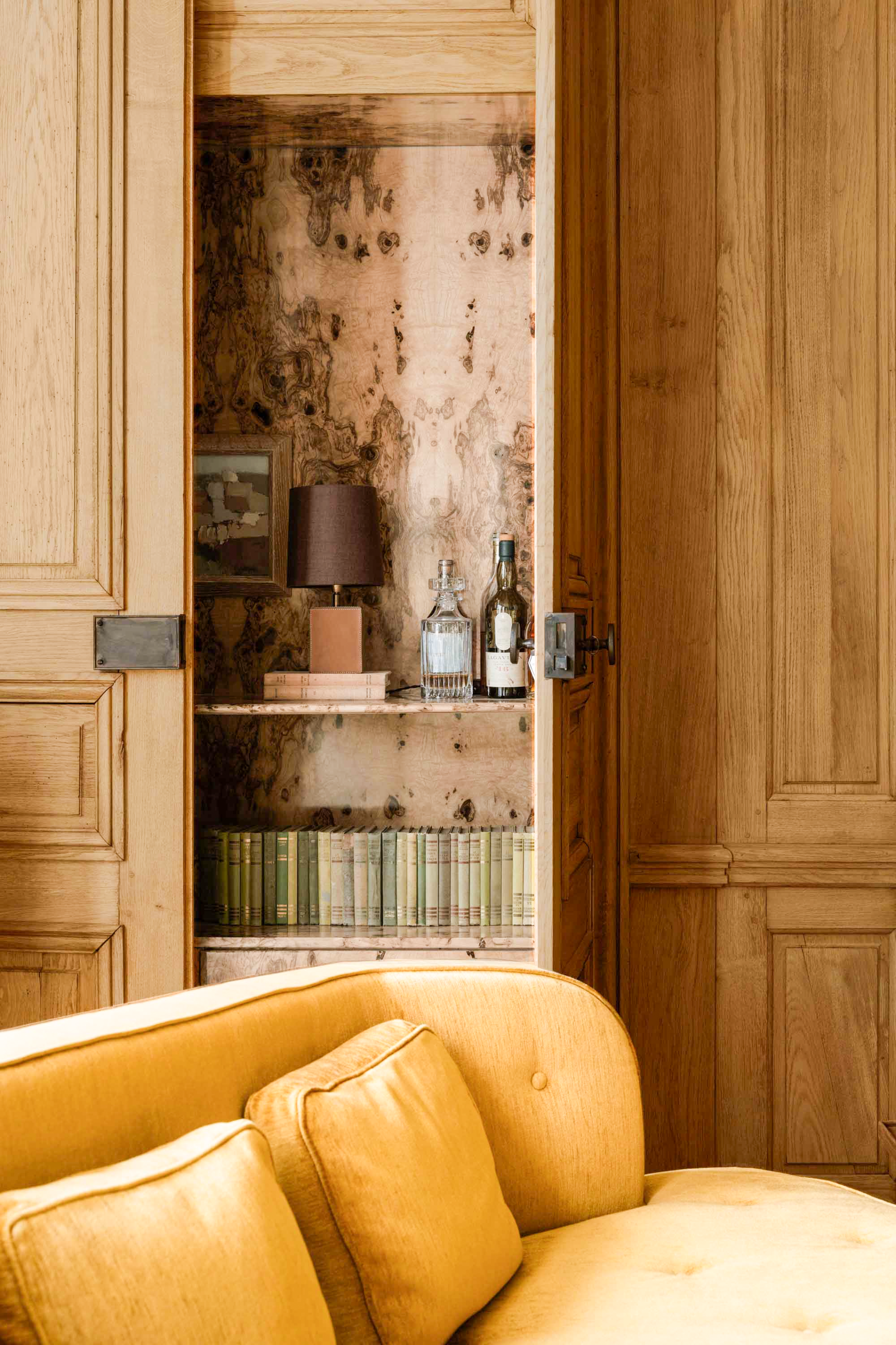 luxury apartment 5 Rooms for rent on PARIS (75004)