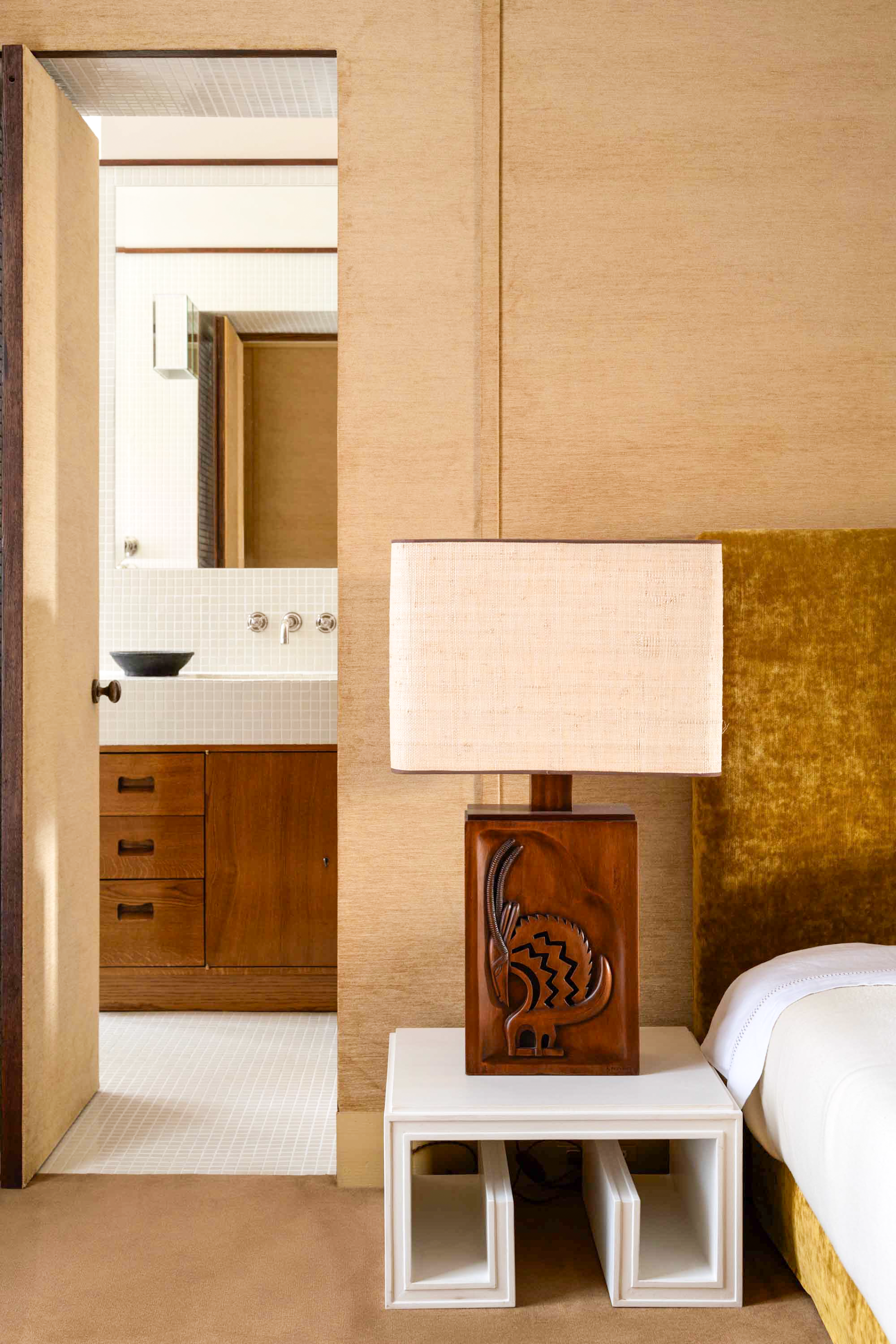 luxury apartment 5 Rooms for rent on PARIS (75004)