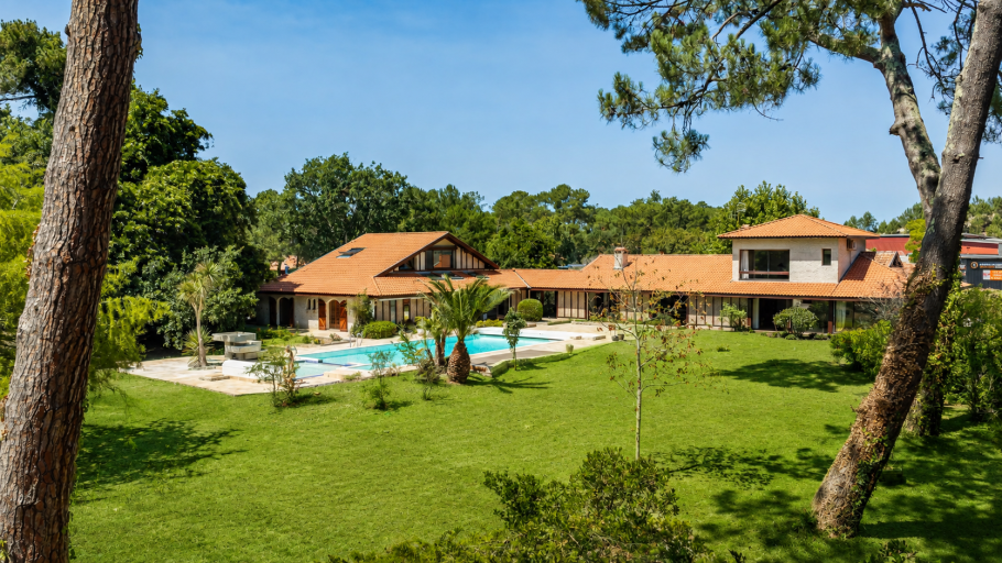 maison de luxe 15 Pièces en vente sur CAPBRETON (40130)