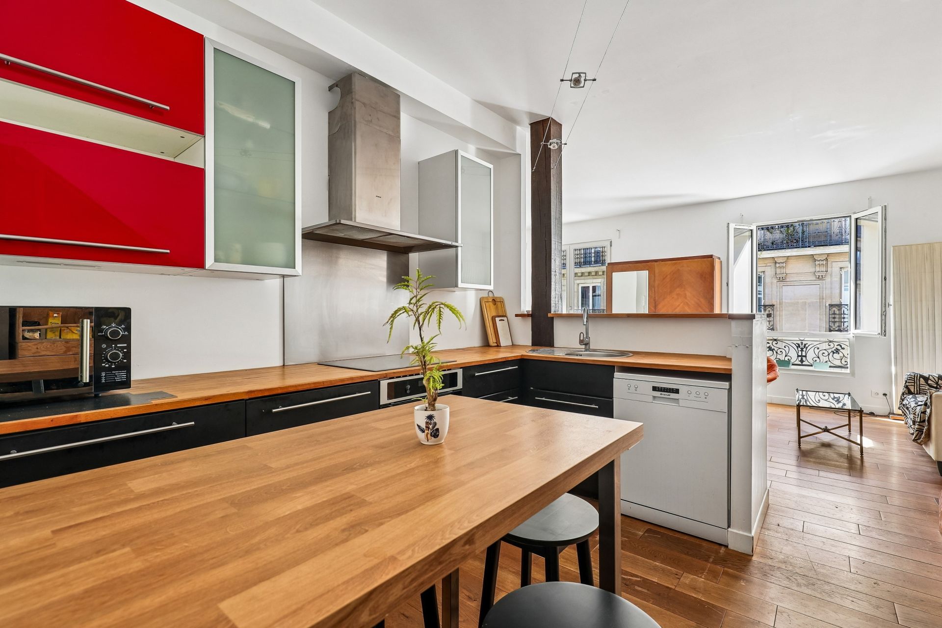 luxury triplex 5 Rooms for sale on PARIS (75011)