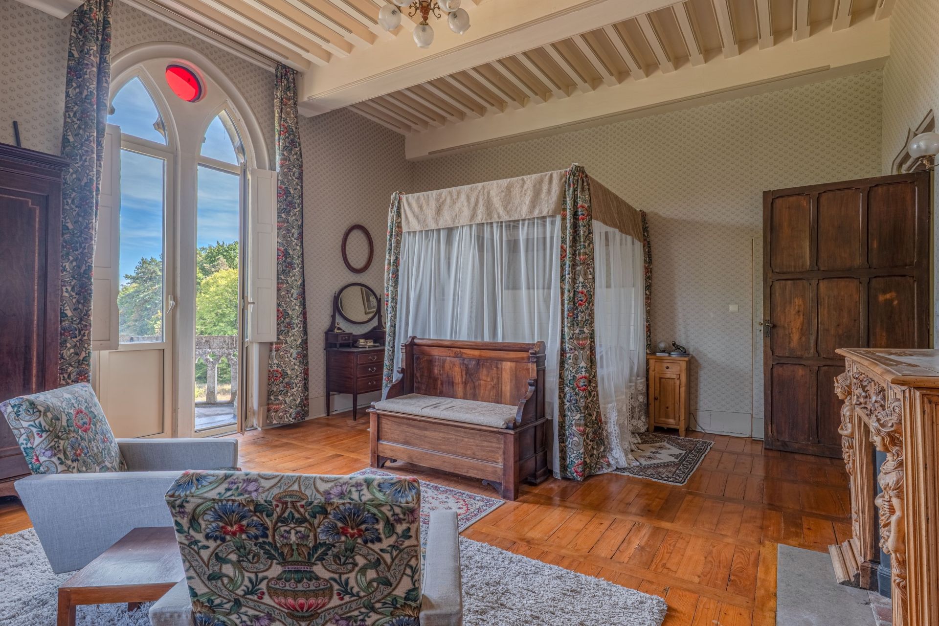 maison de luxe 10 Pièces en vente sur PERONNAS (01960)
